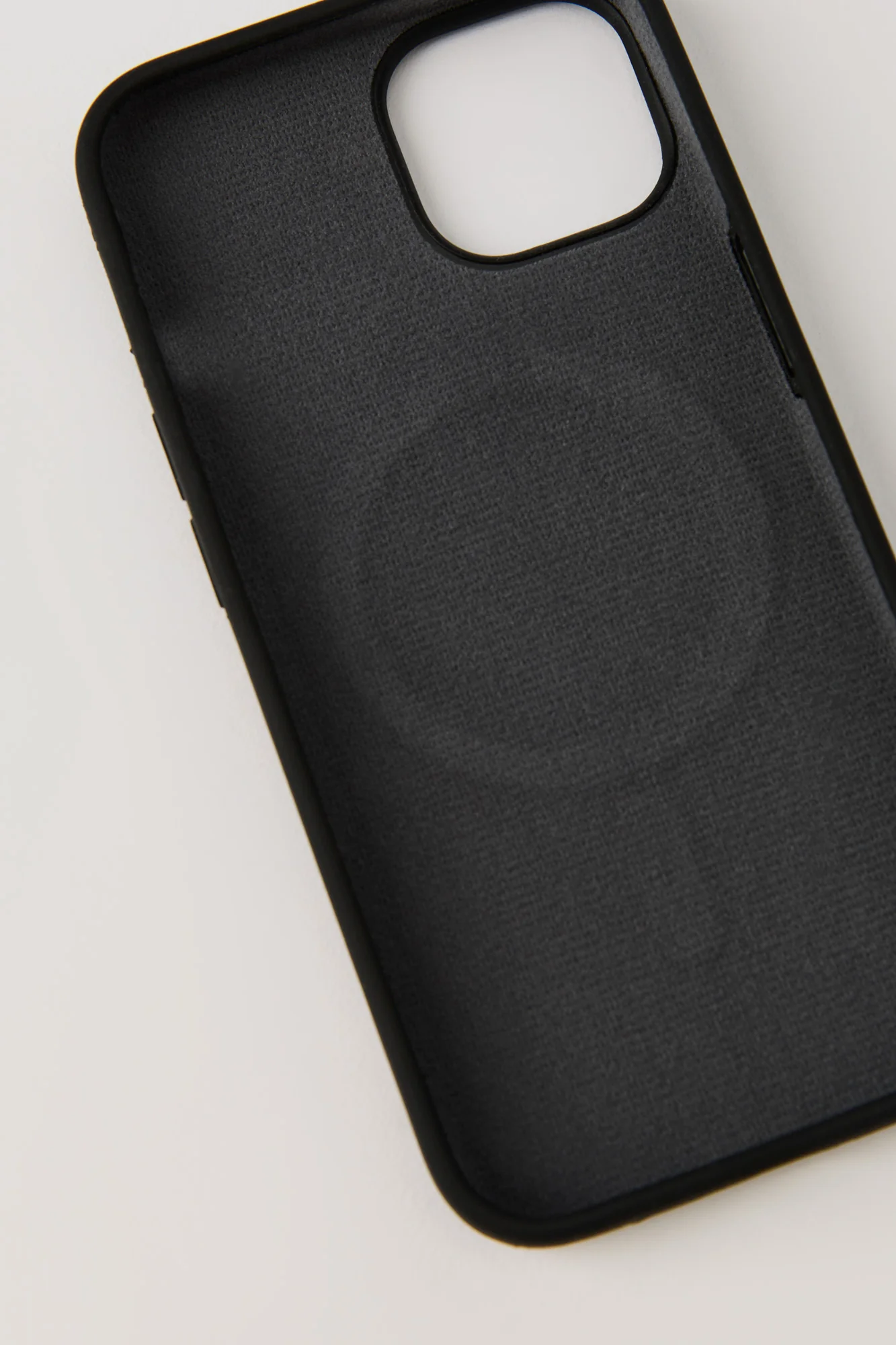 Étui de cellulaire en silicone pour iPhone 14 MagSafe - Image 7