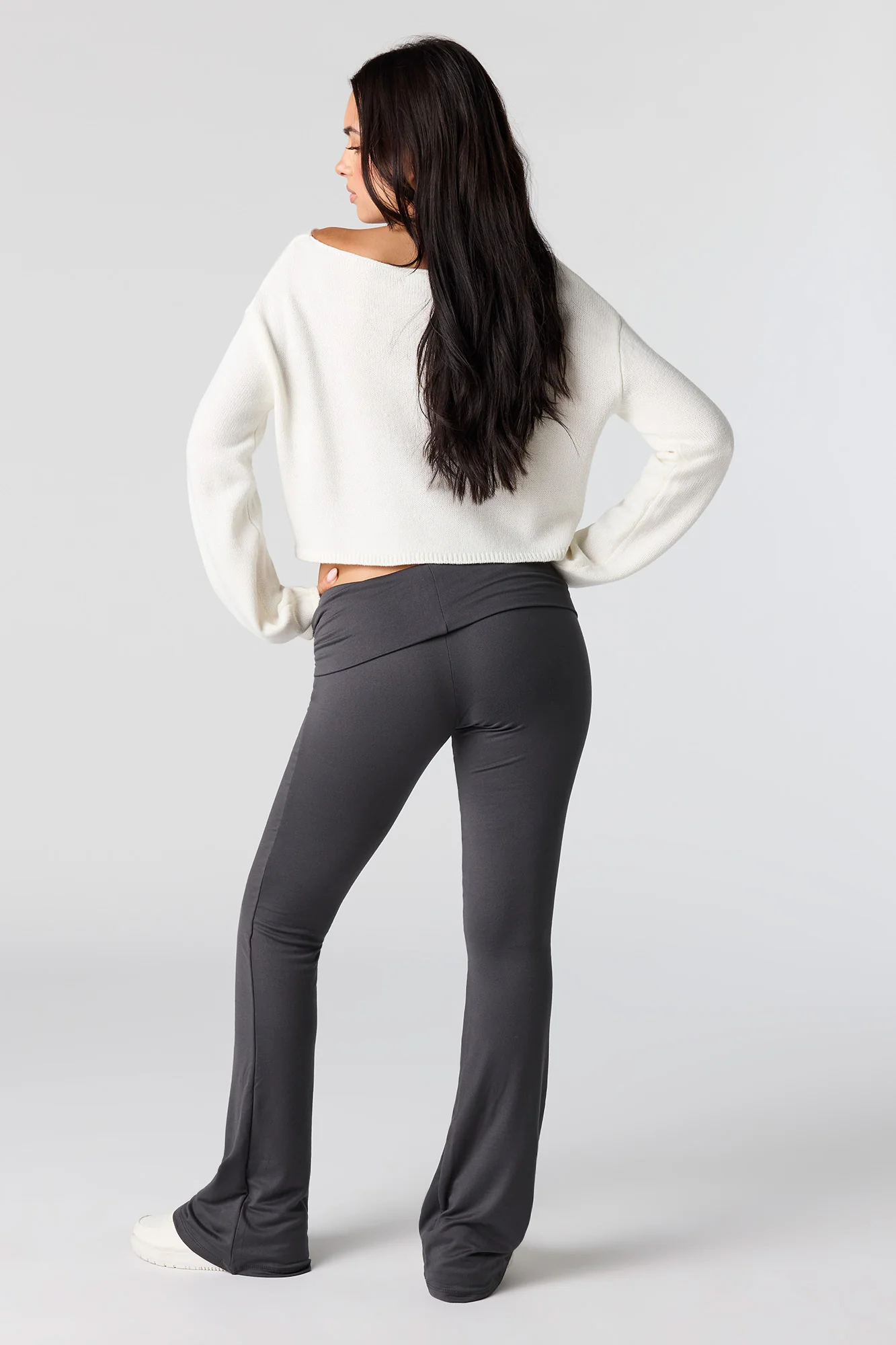 Embroidered Flare Legging - Image 11