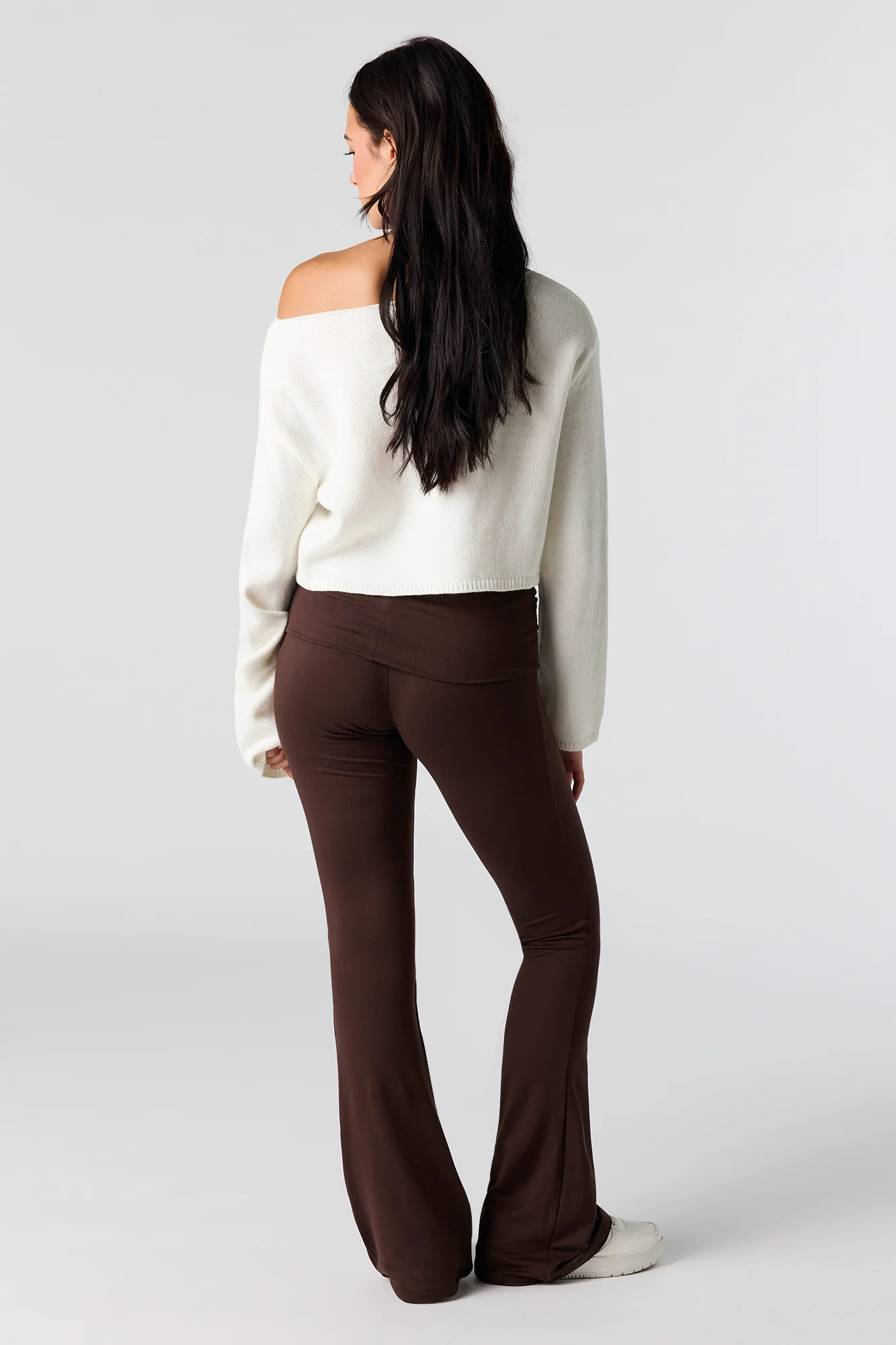 Embroidered Flare Legging - Image 15
