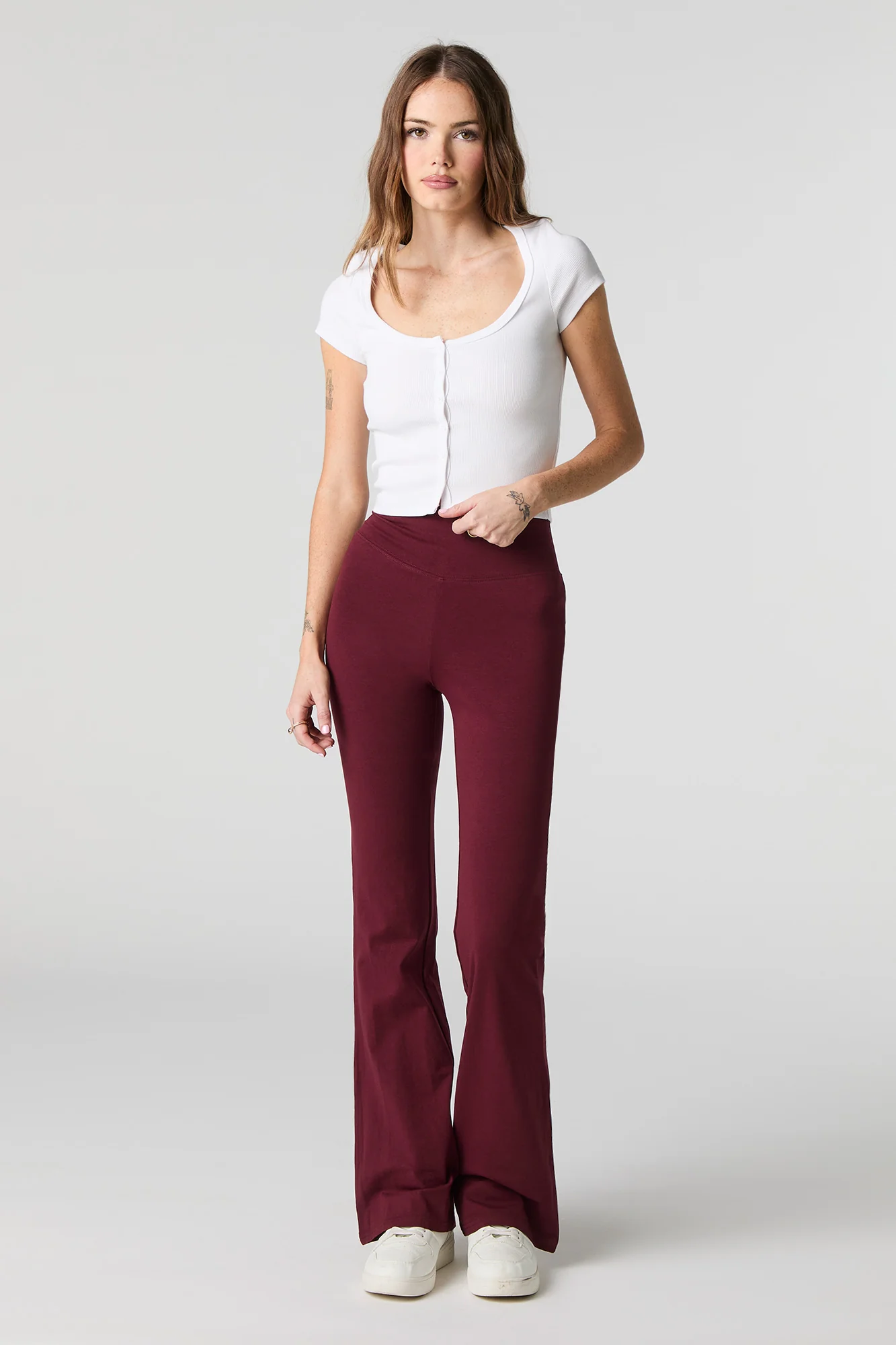 Pantalon évasé à taille large - Image 16