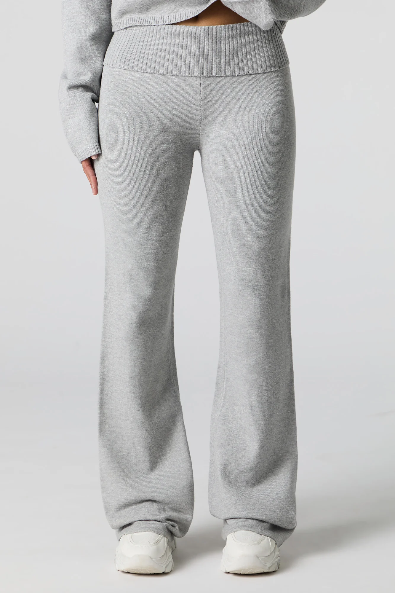 Pantalon à jambe évasée en tricot avec taille pliée - Image 5