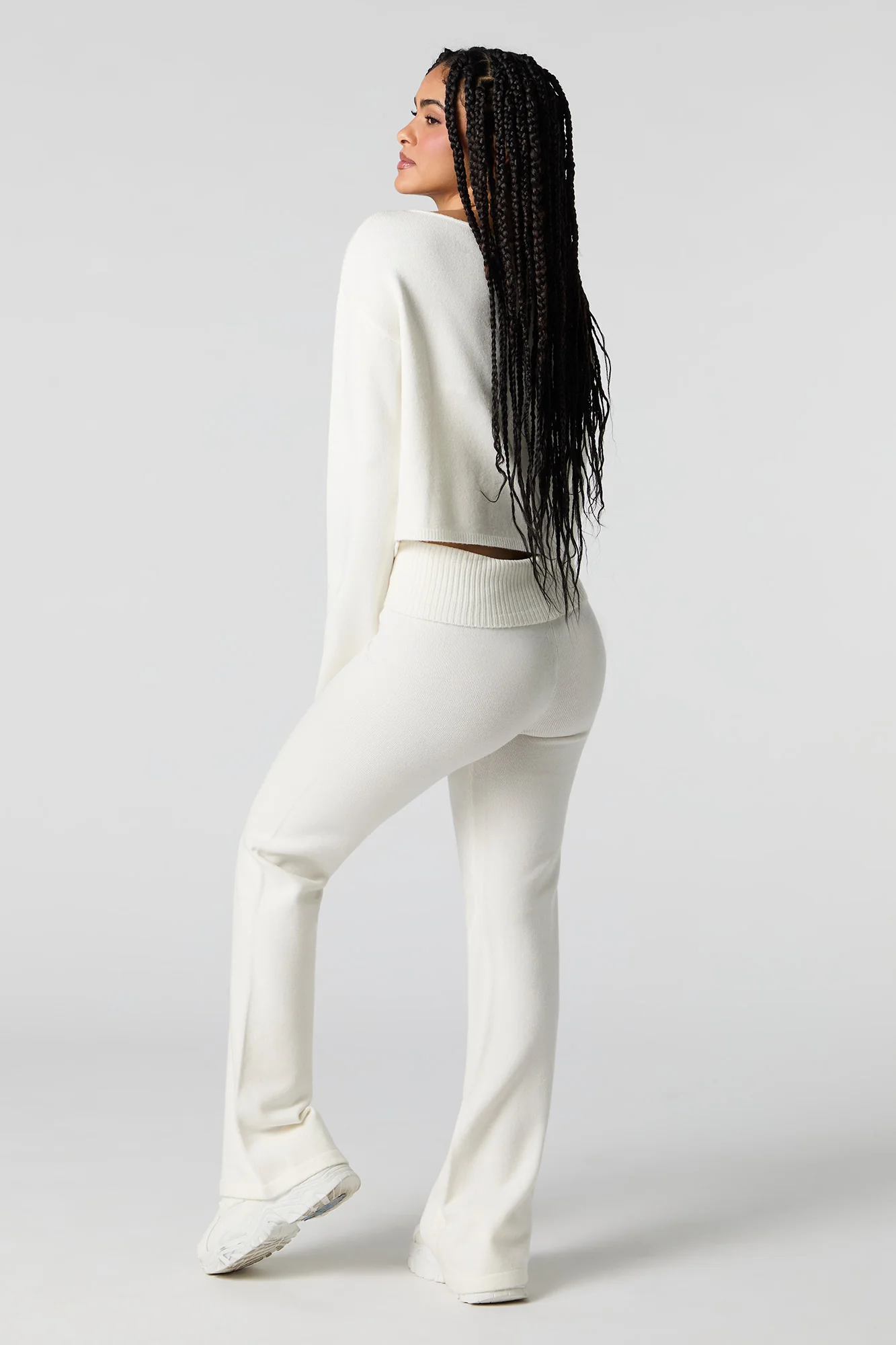 Pantalon à jambe évasée en tricot avec taille pliée - Image 9