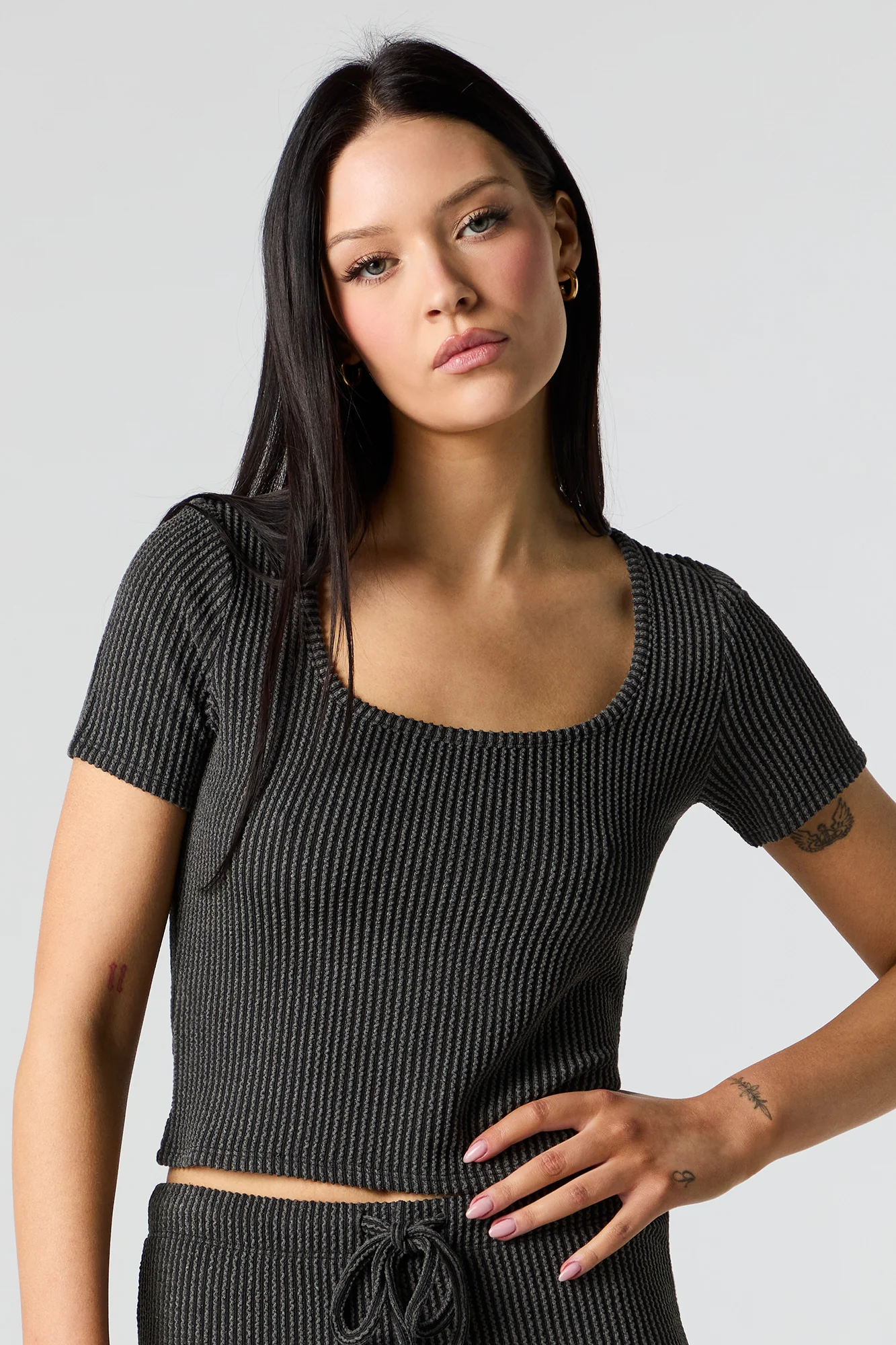 Textured Ribbed Scoop Neck Top - Image 7