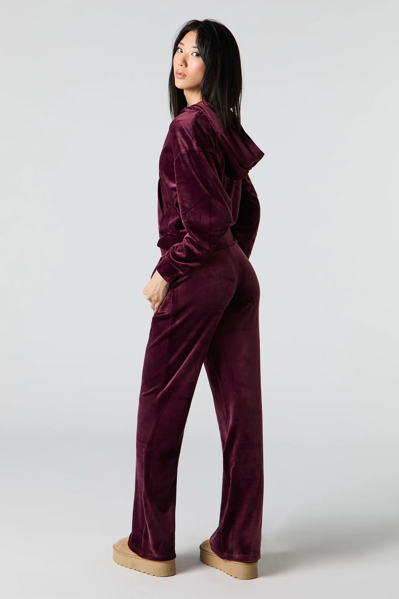 Pantalon en velours à jambe large - Image 15