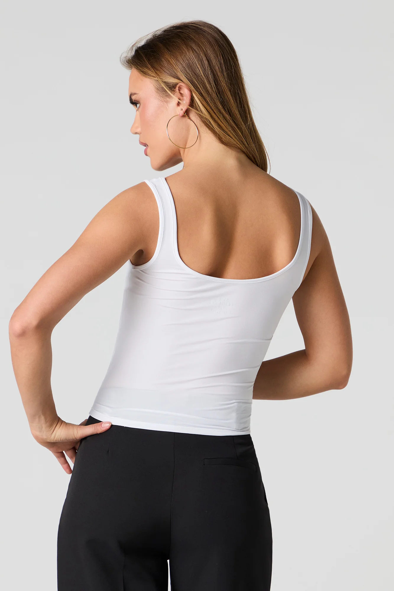 Contour Scoop Neck Tank - Image 12