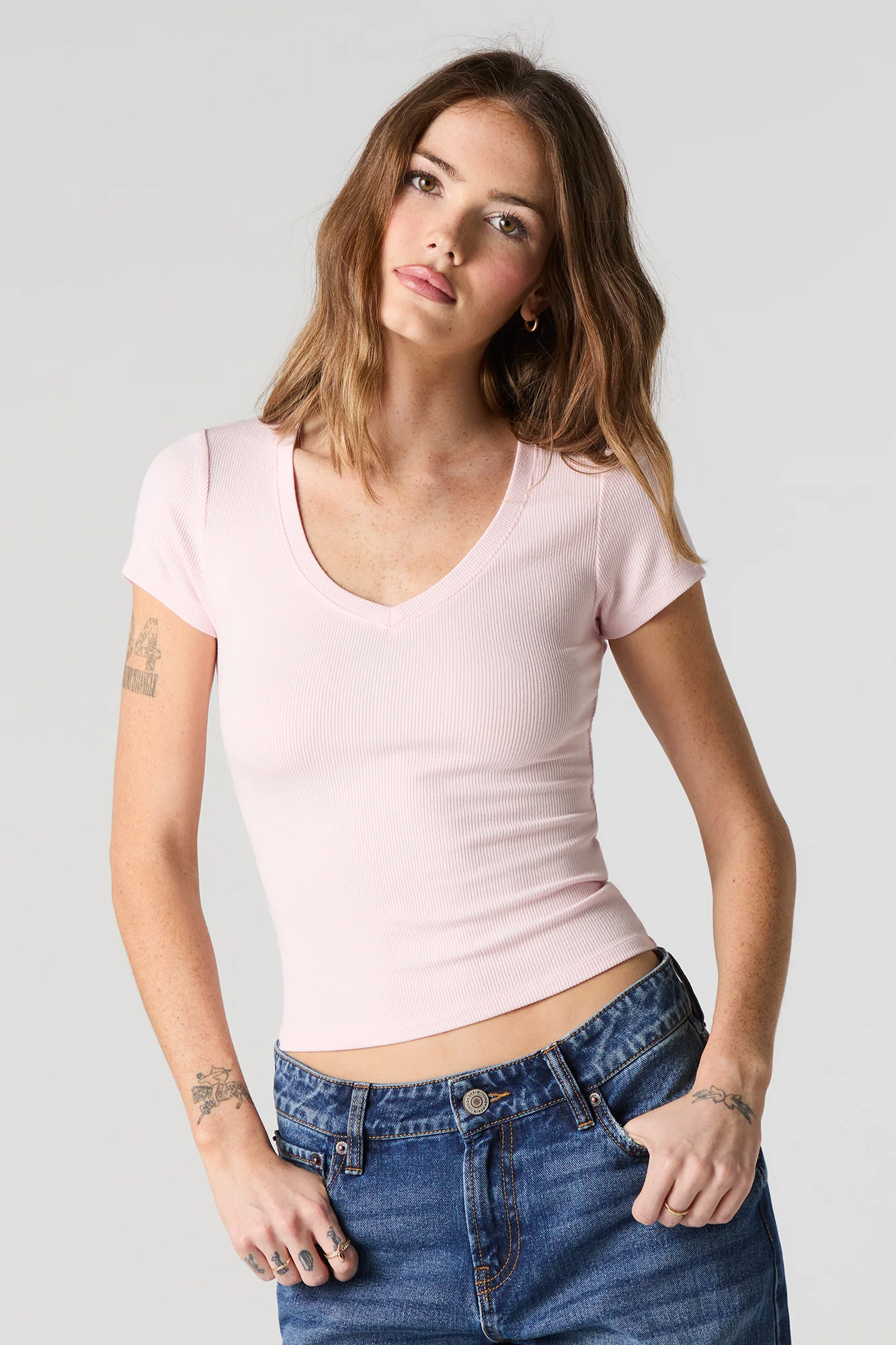 T-shirt côtelé à col en V - Image 19