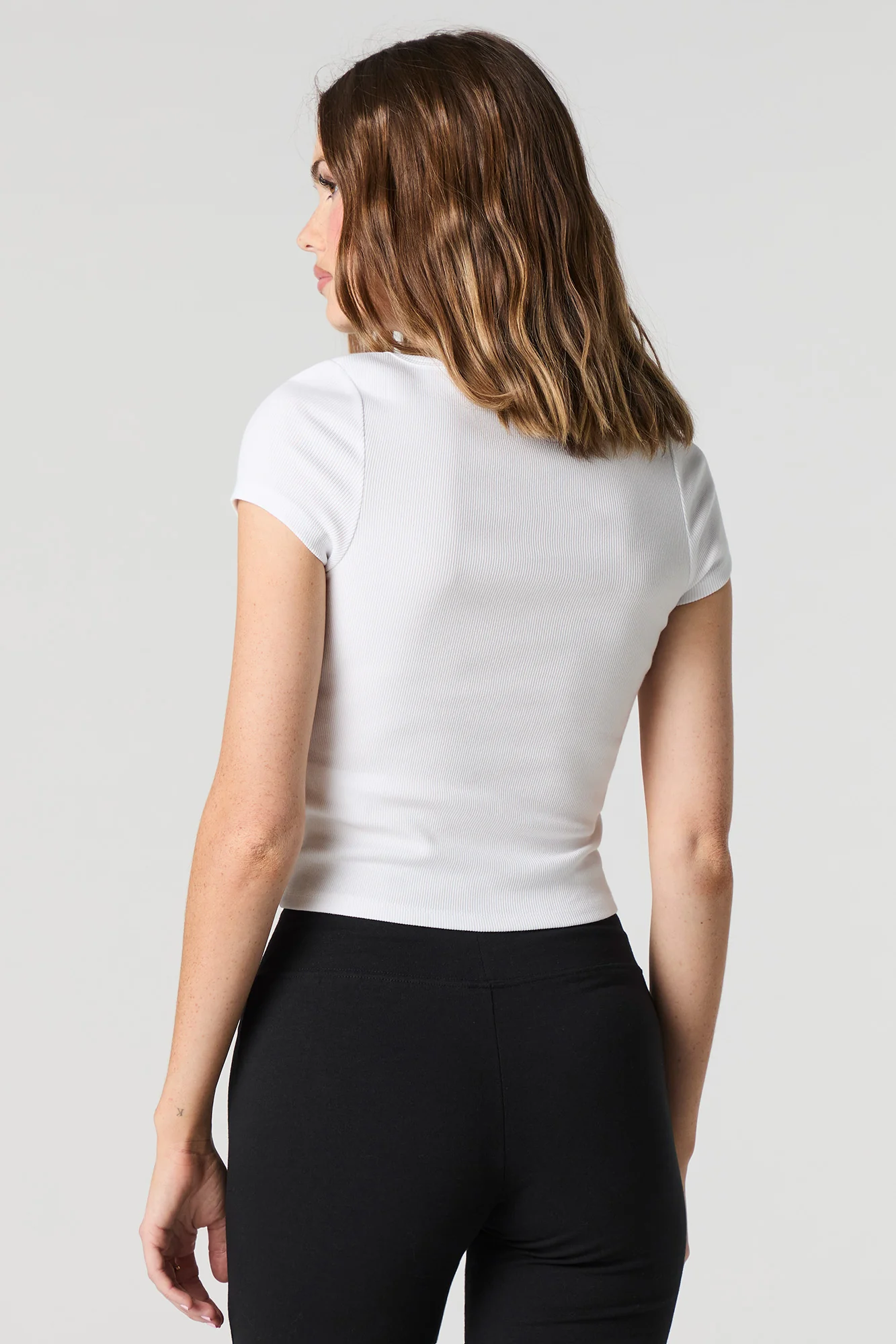 Ribbed Scoop Neck Button Front Top - Image 14