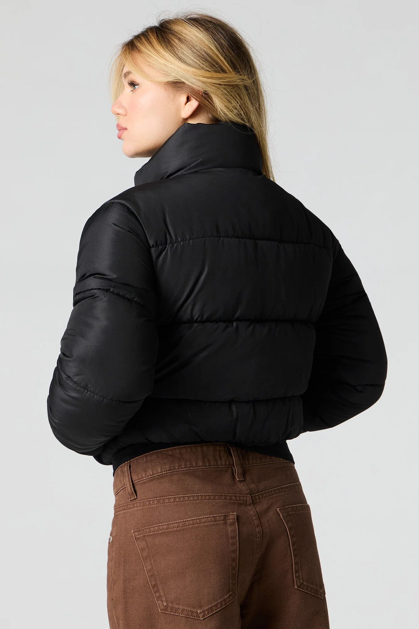Cropped Puffer Jacket - Image 11