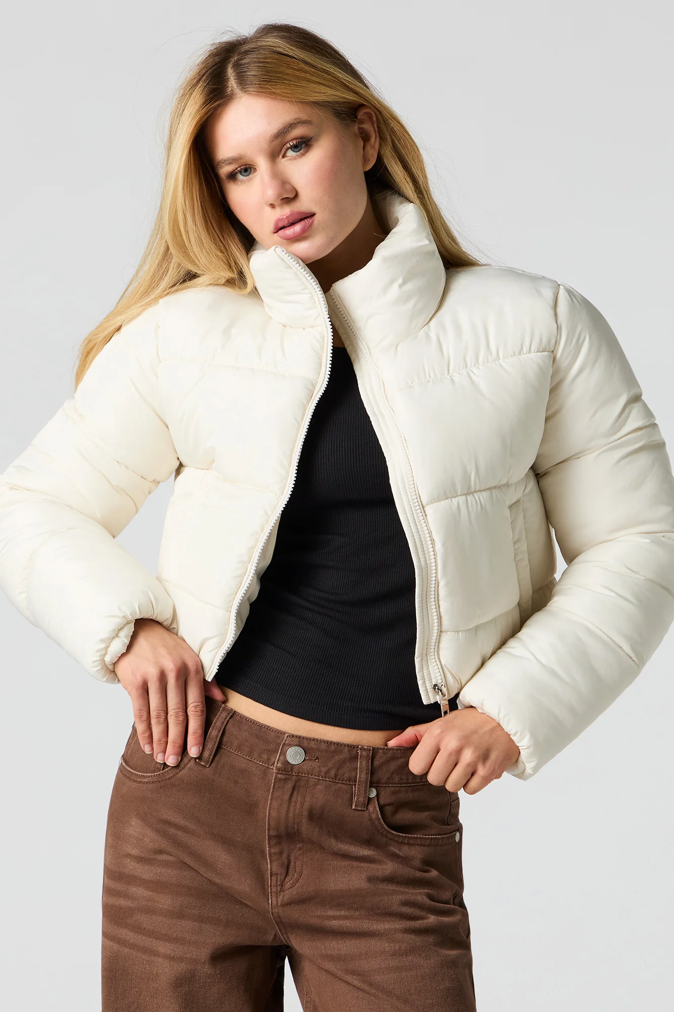 Cropped Puffer Jacket - Image 16