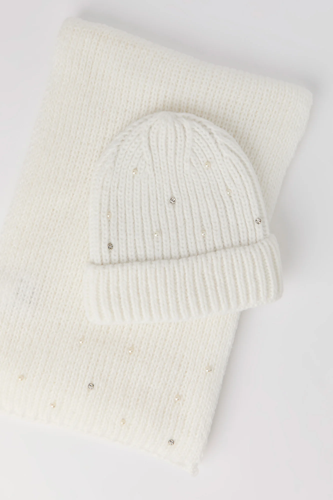 Rhinestone Pearl Beanie & Scarf Set - Image 10