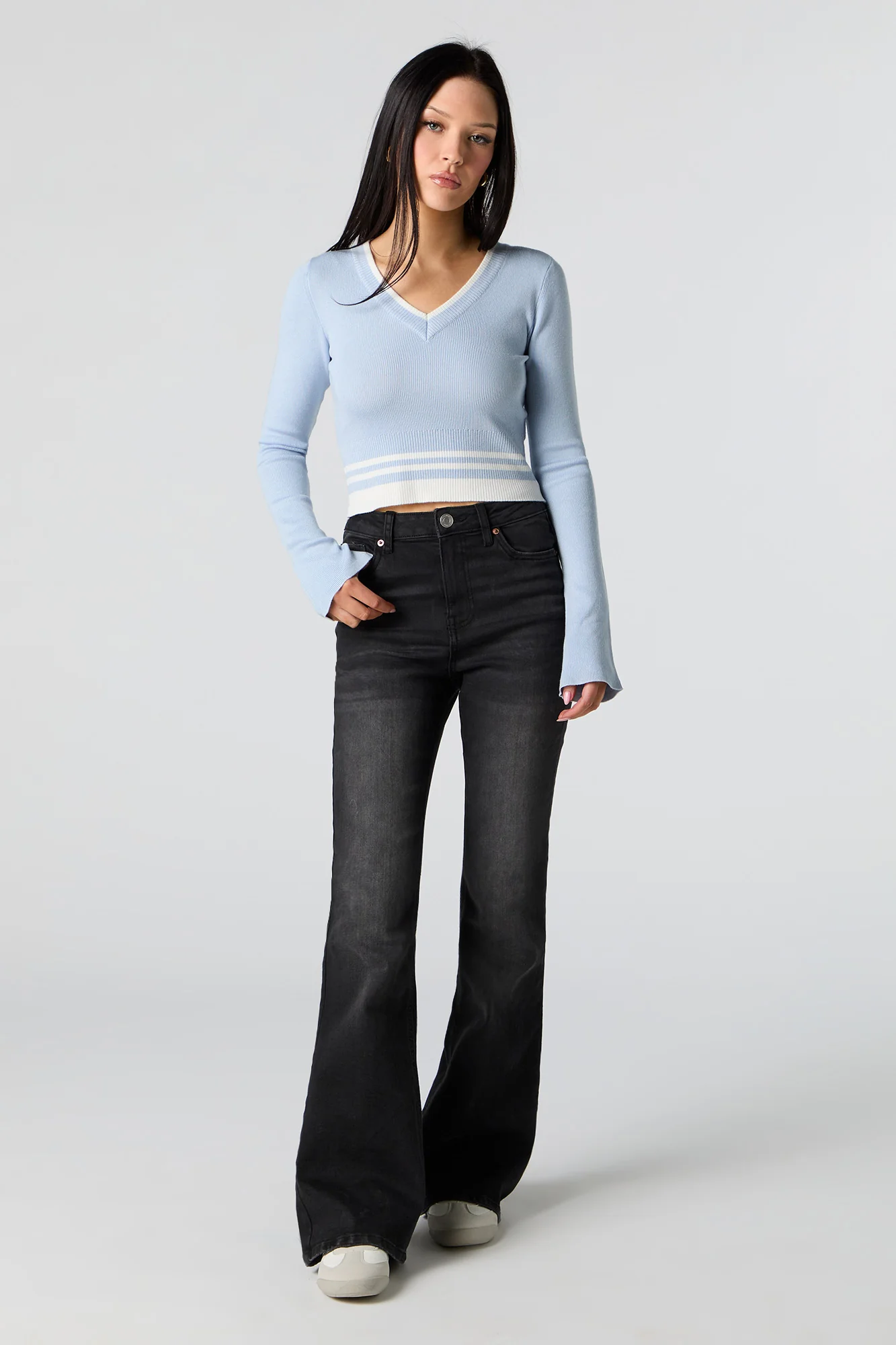 Ribbed Knit V-Neck Cropped Sweater - Image 15