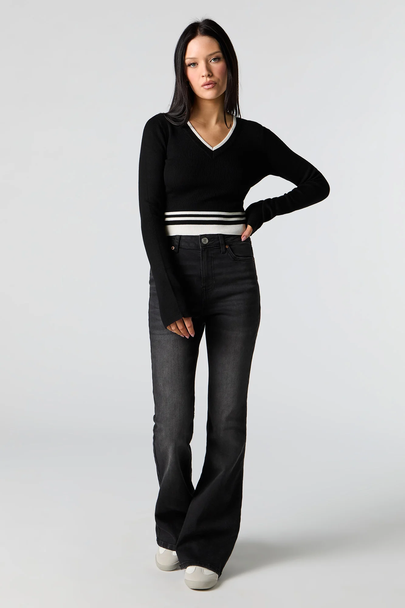 Ribbed Knit V-Neck Cropped Sweater - Image 6