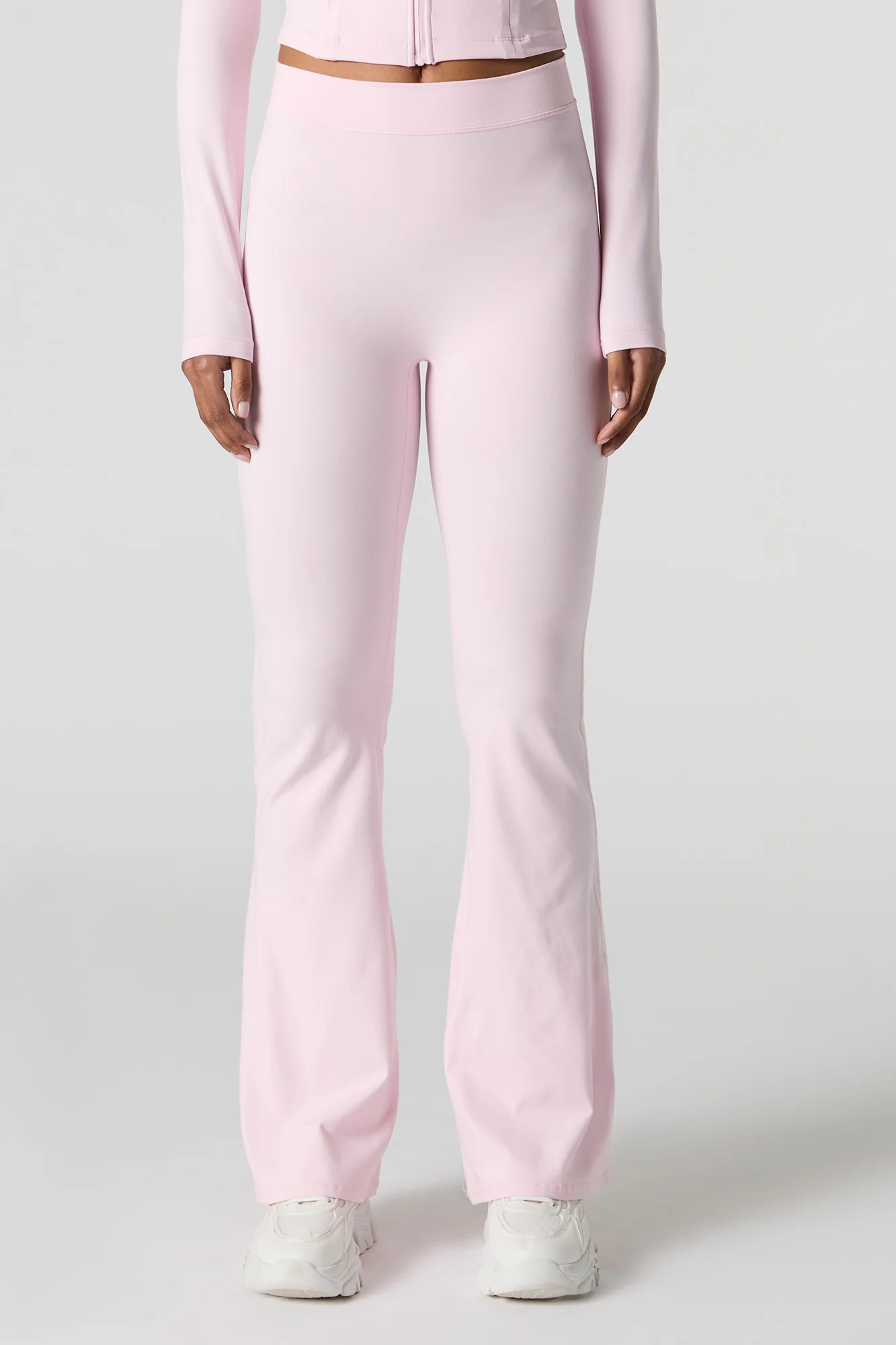 Pantalon Active à jambe évasée ruché au dos - Image 2