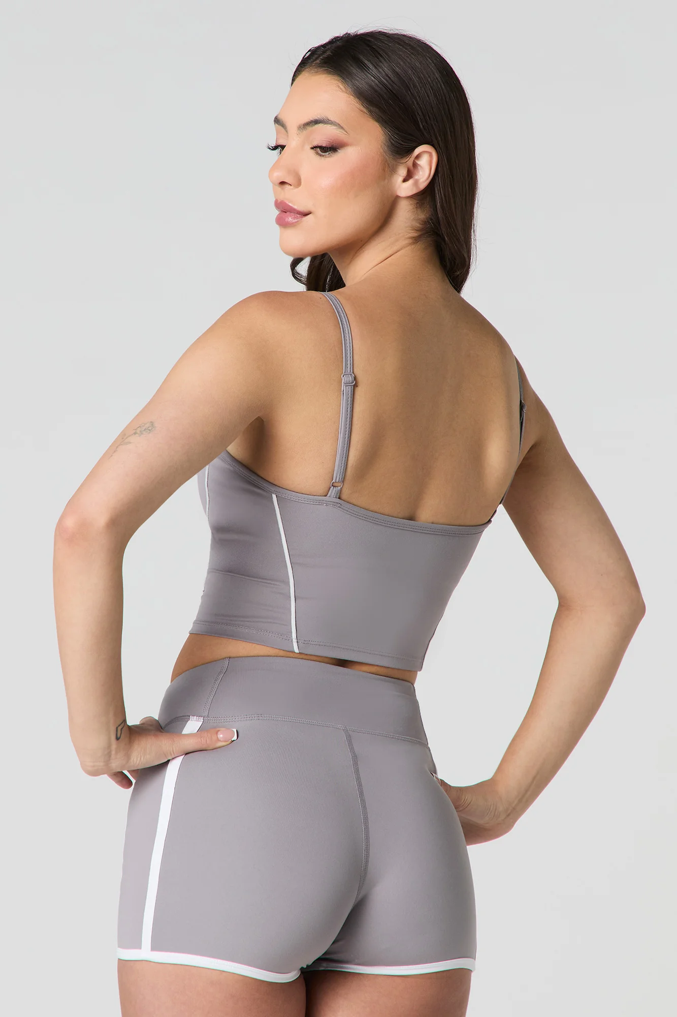 Sommer Ray Active Contrast Short - Image 10