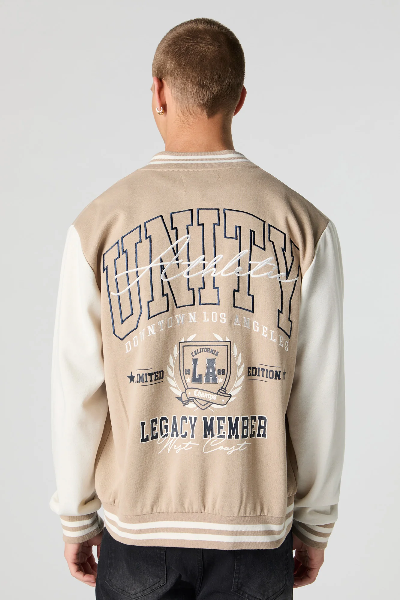 Blouson de style universitaire en molleton avec motif brodé - Image 9