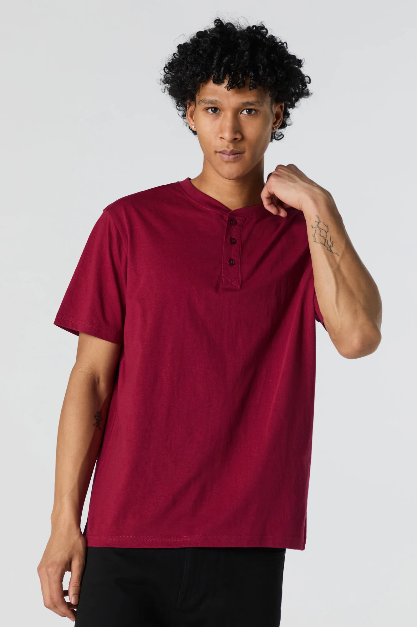 T-shirt Henley classique - Image 13