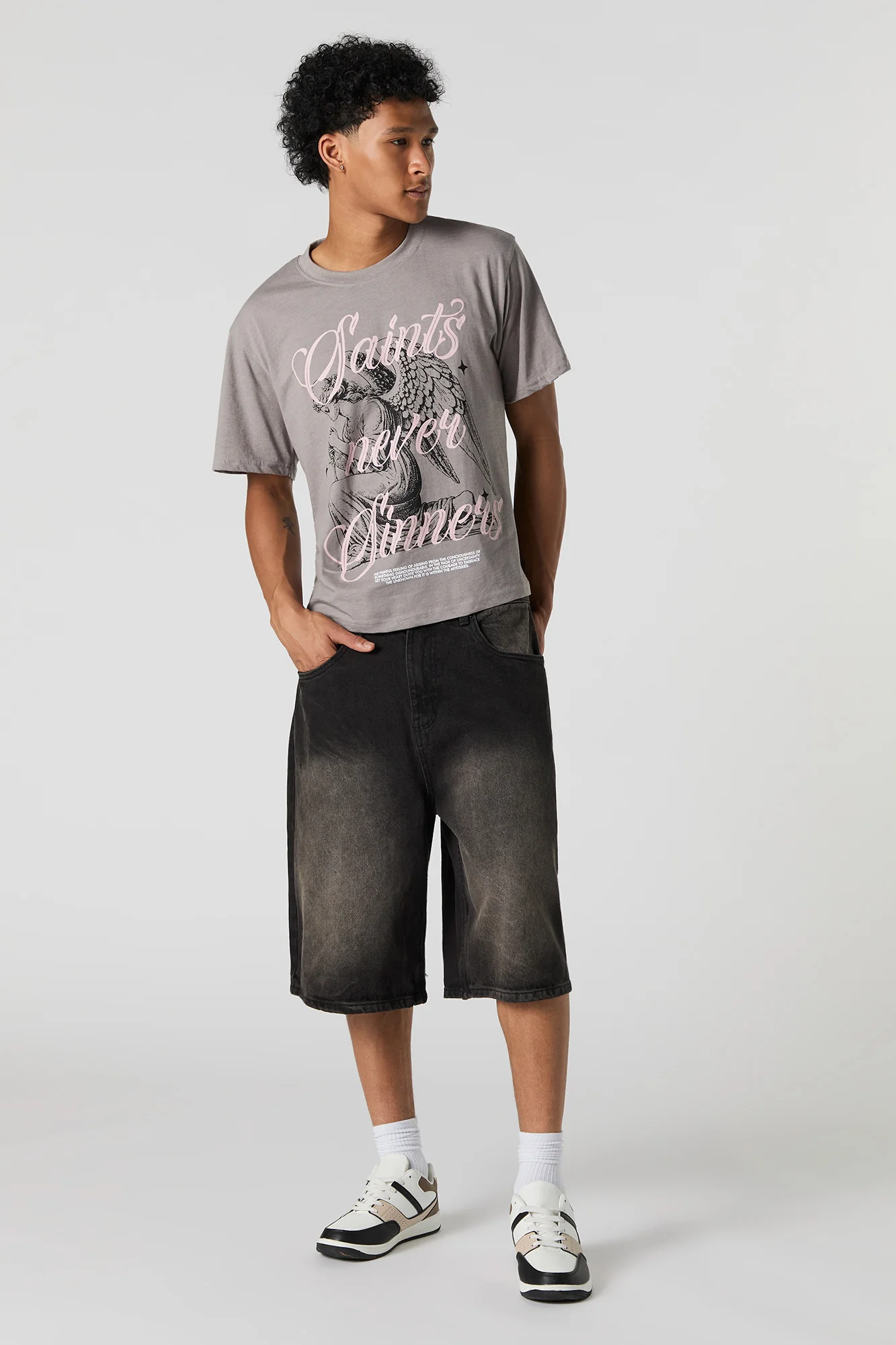 Wings Graphic T-Shirt - Image 3