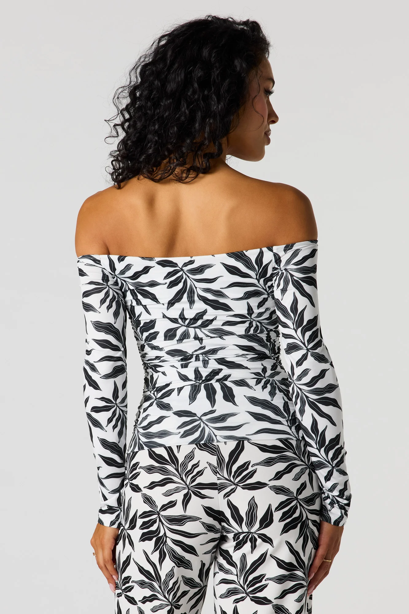 Contour Metal Accent Off-Shoulder Top - Image 8