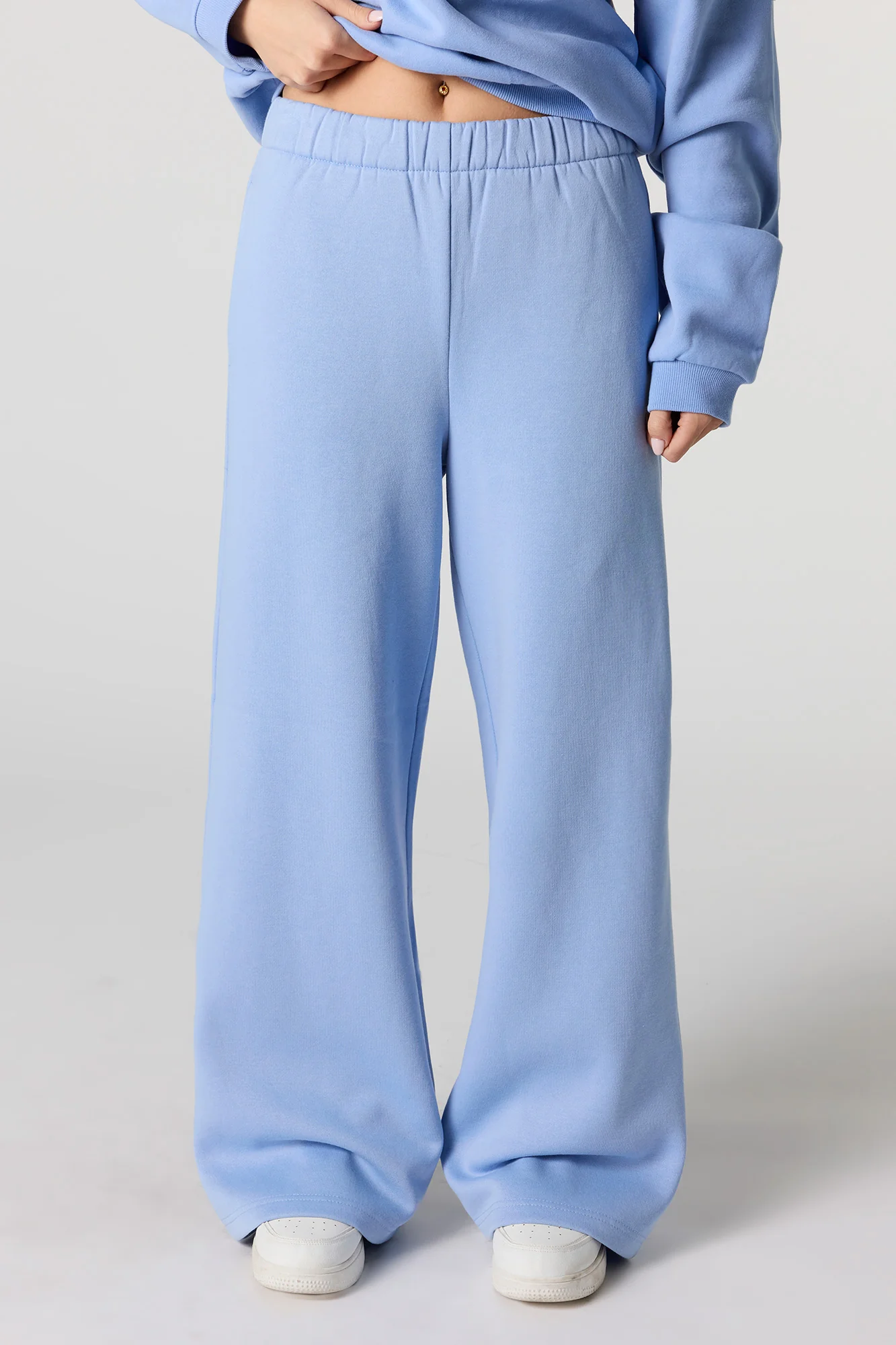 Wide Leg Fleece Sweatpant - Image 14