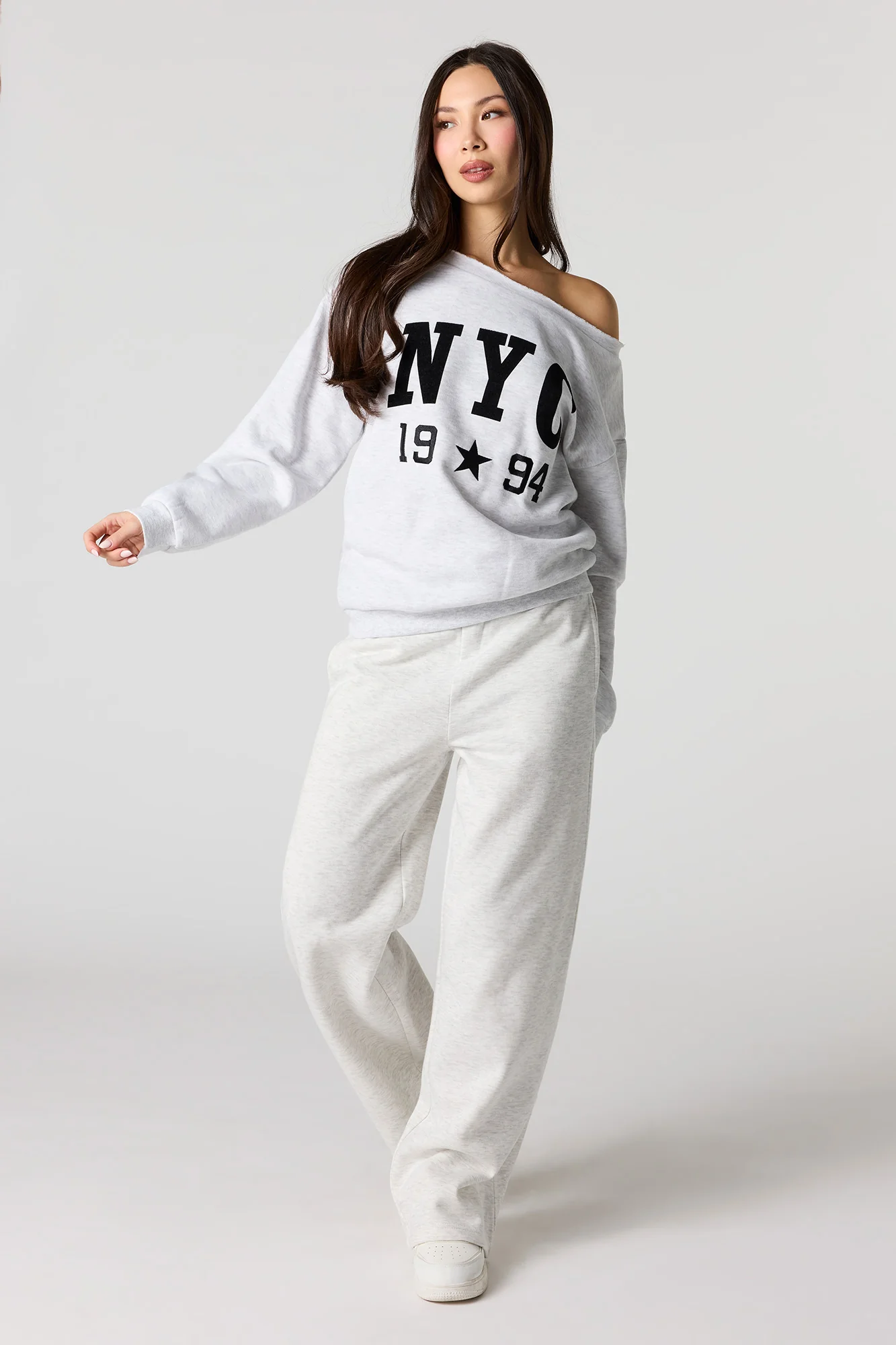 Wide Leg Fleece Sweatpant - Image 7