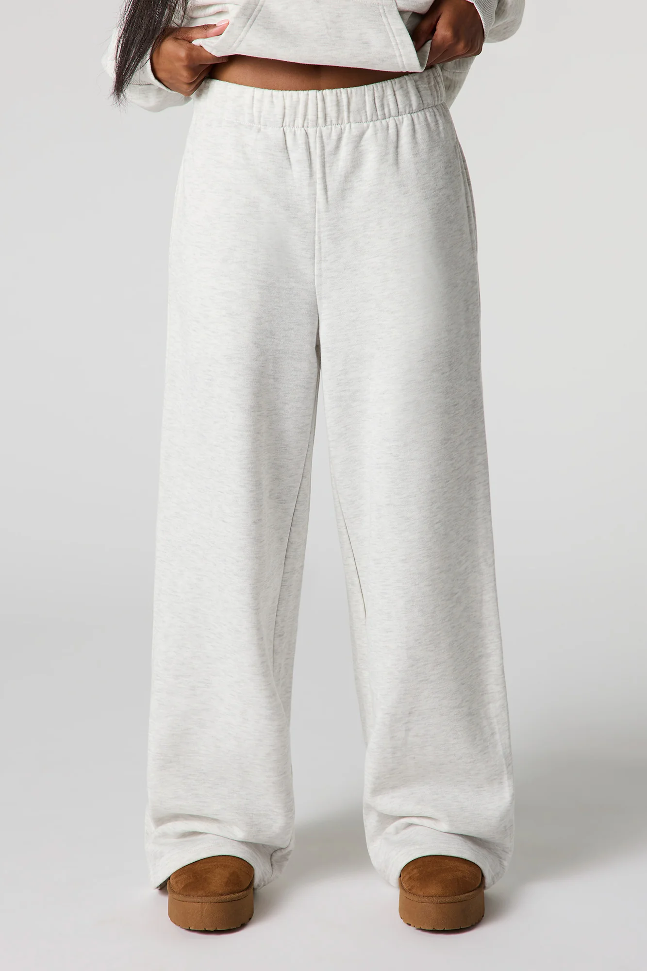 Wide Leg Fleece Sweatpant - Image 11