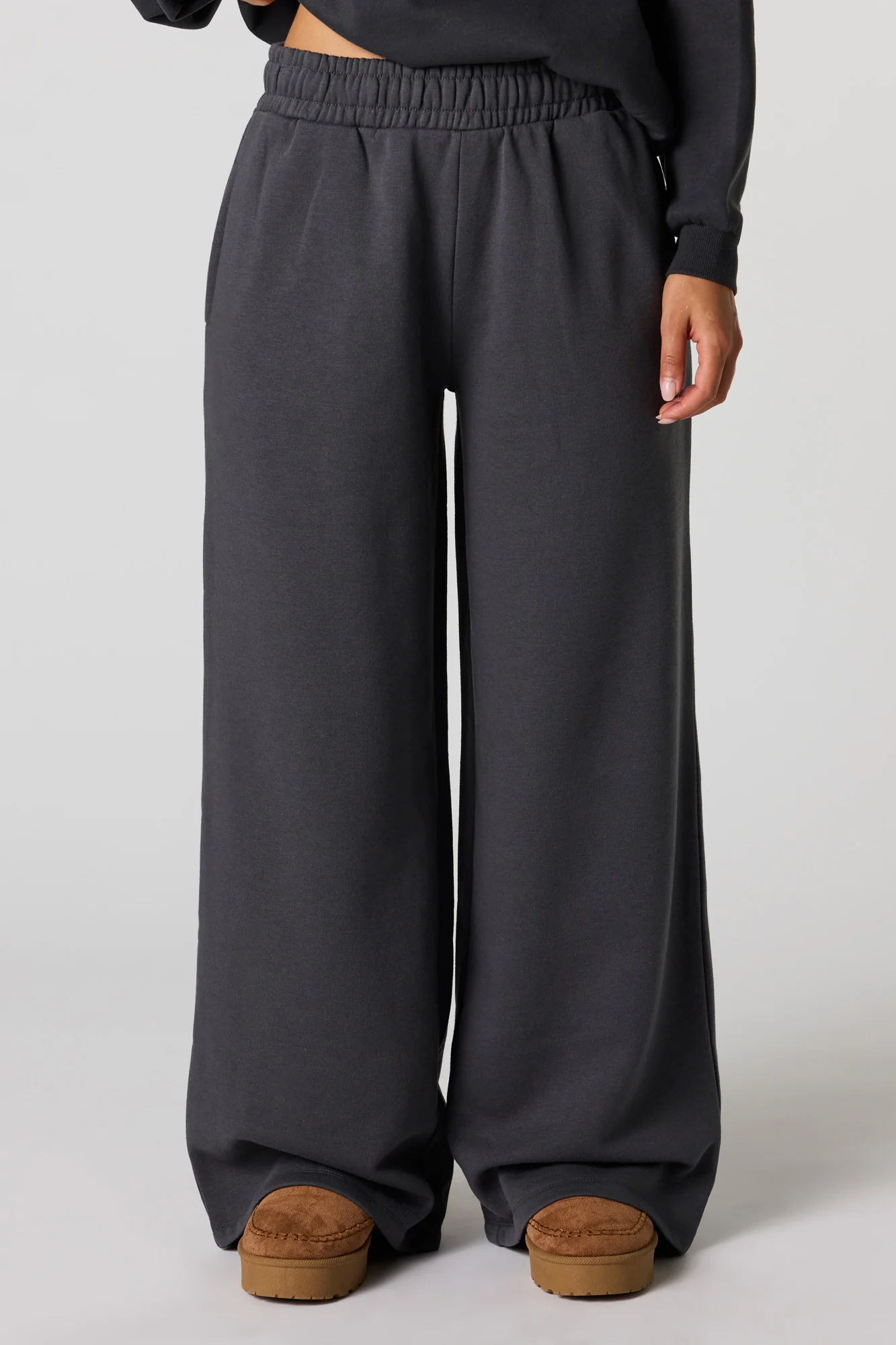 Ultra Wide Fleece Sweatpant - Image 8