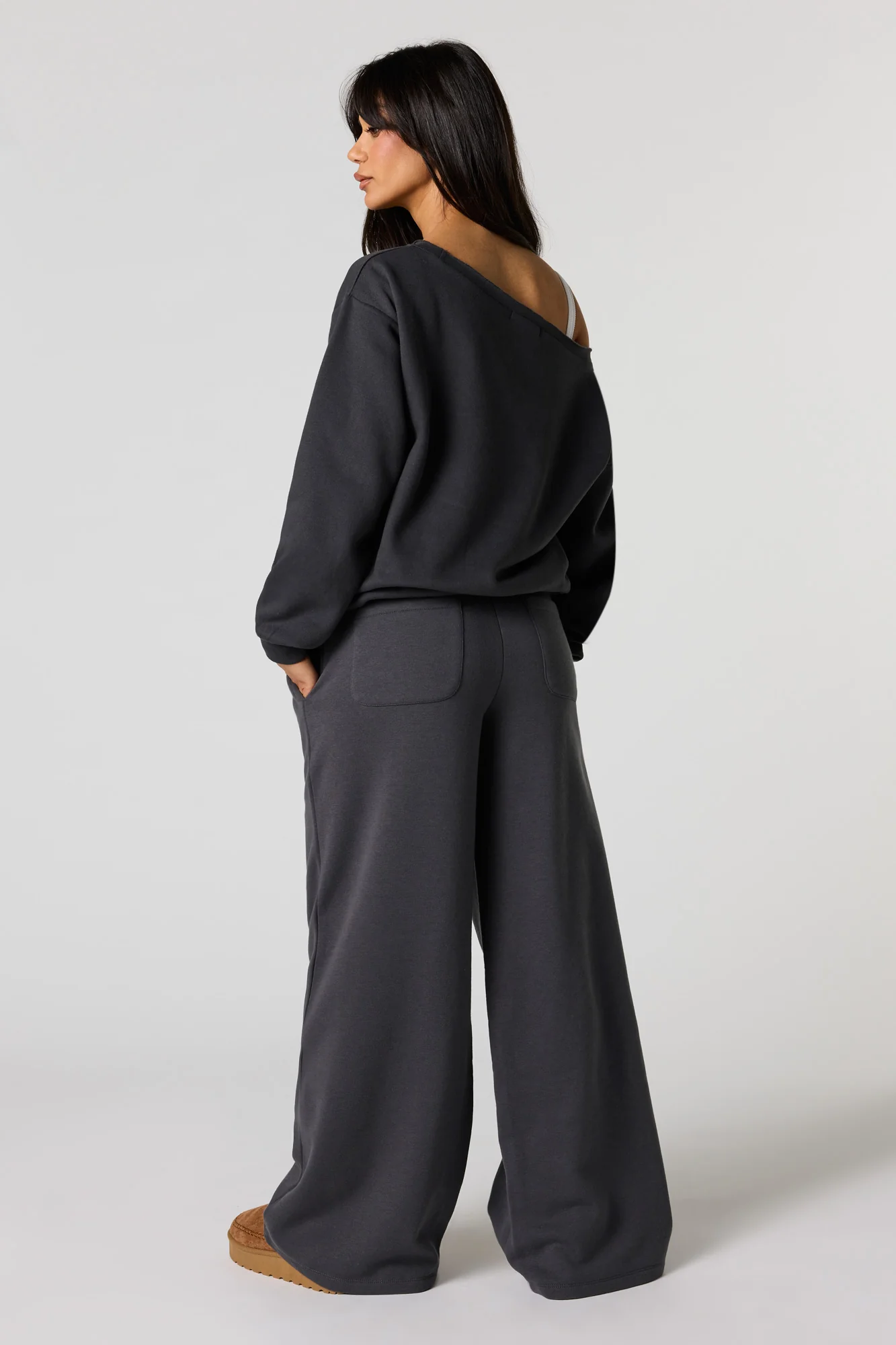 Ultra Wide Fleece Sweatpant - Image 9