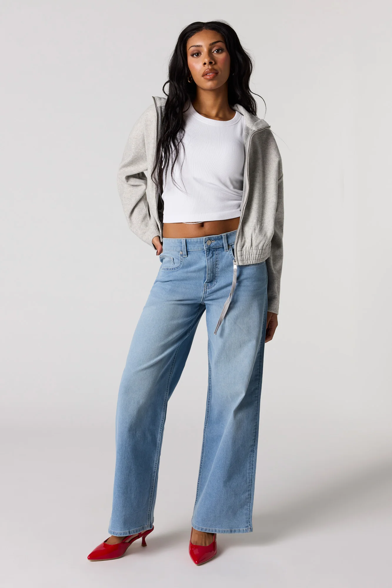 Low Rise Wide Leg Jean - Image 4