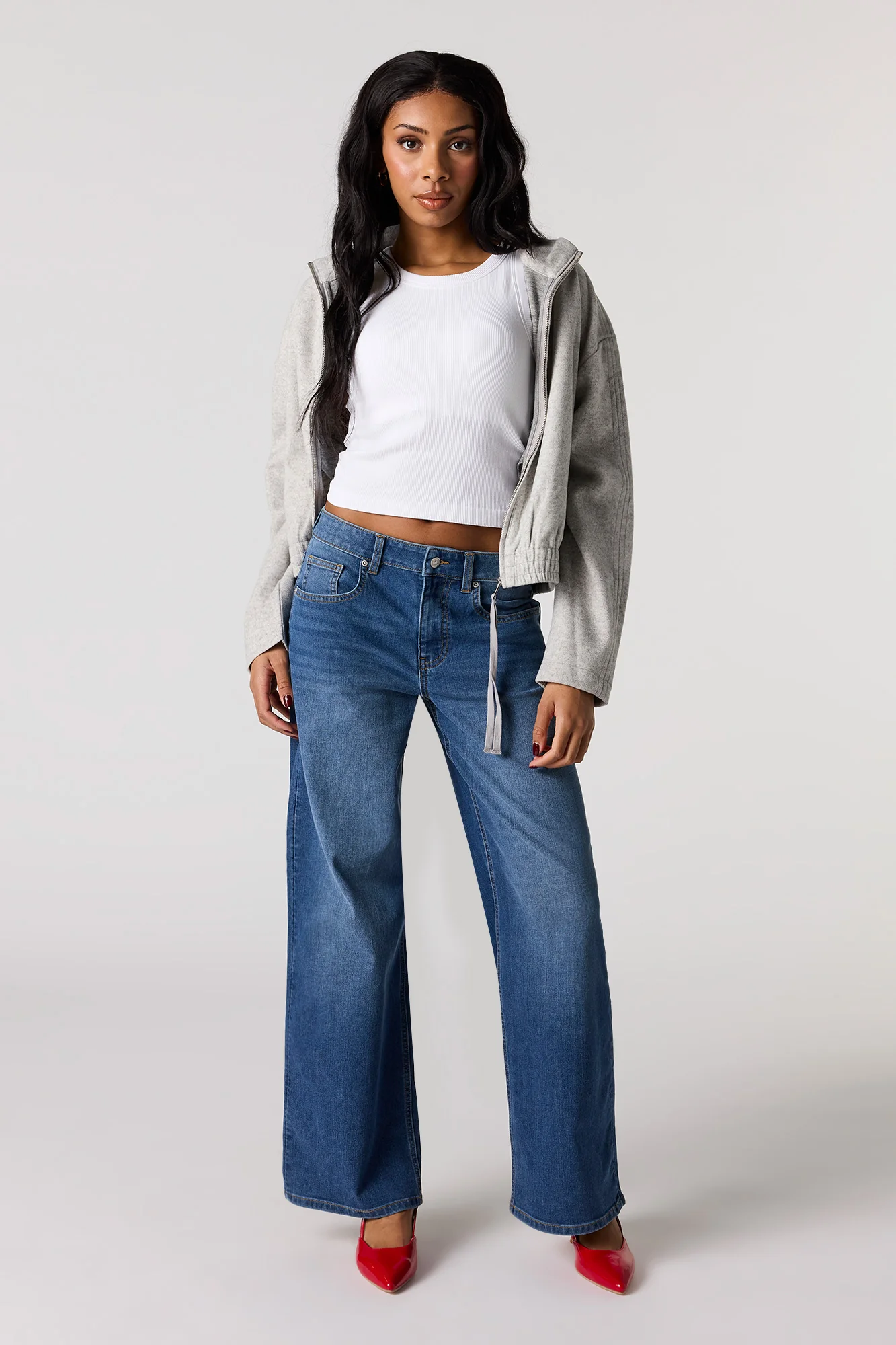 Low Rise Wide Leg Jean - Image 7