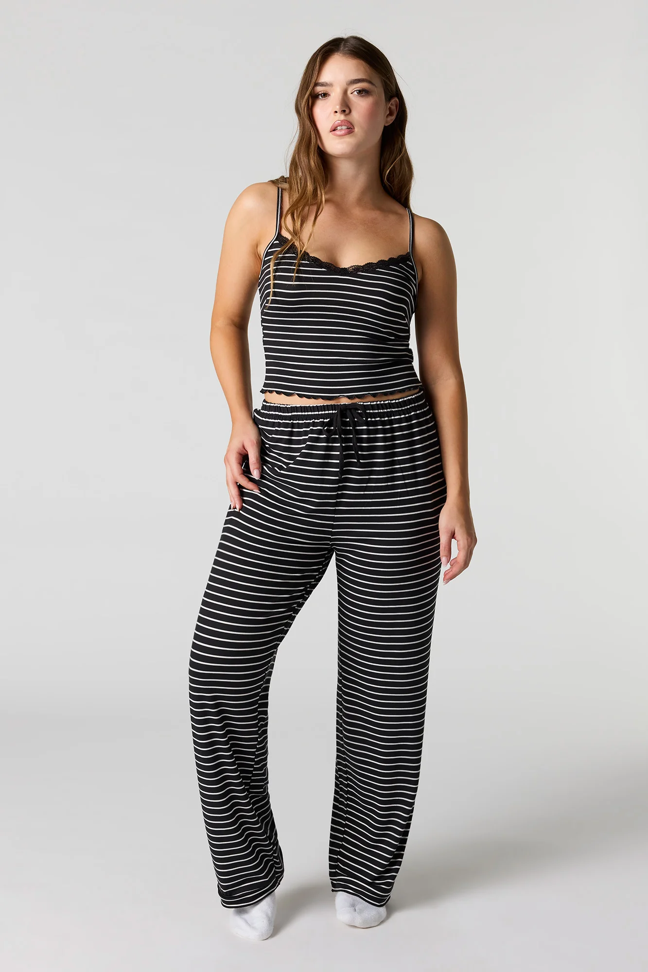 Lace V-Neck Tank & Pant Pajama Set - Image 5