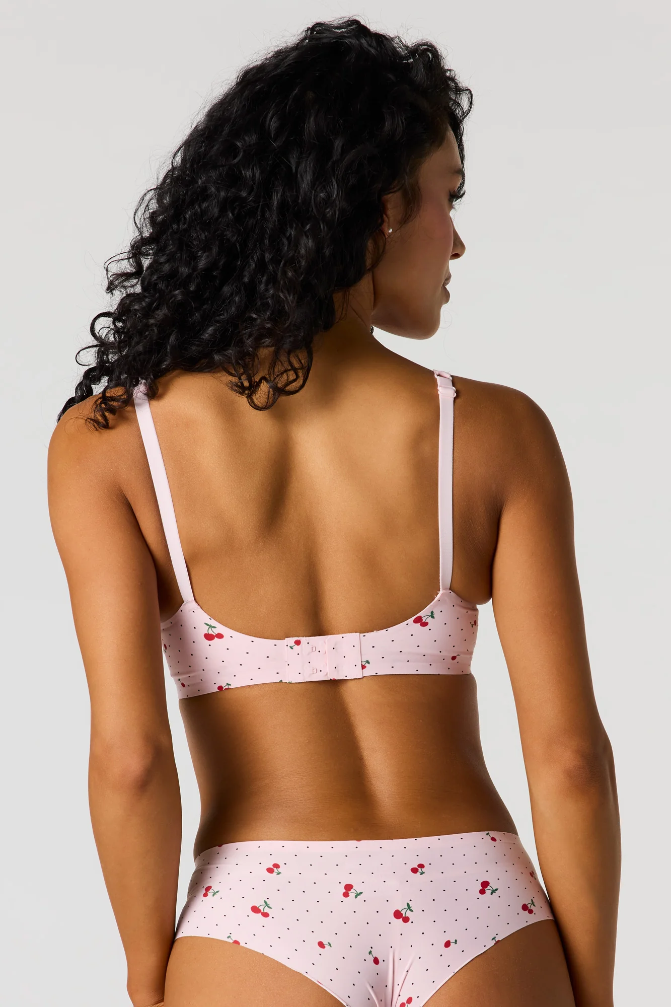No-Show Tank Bra - Image 18