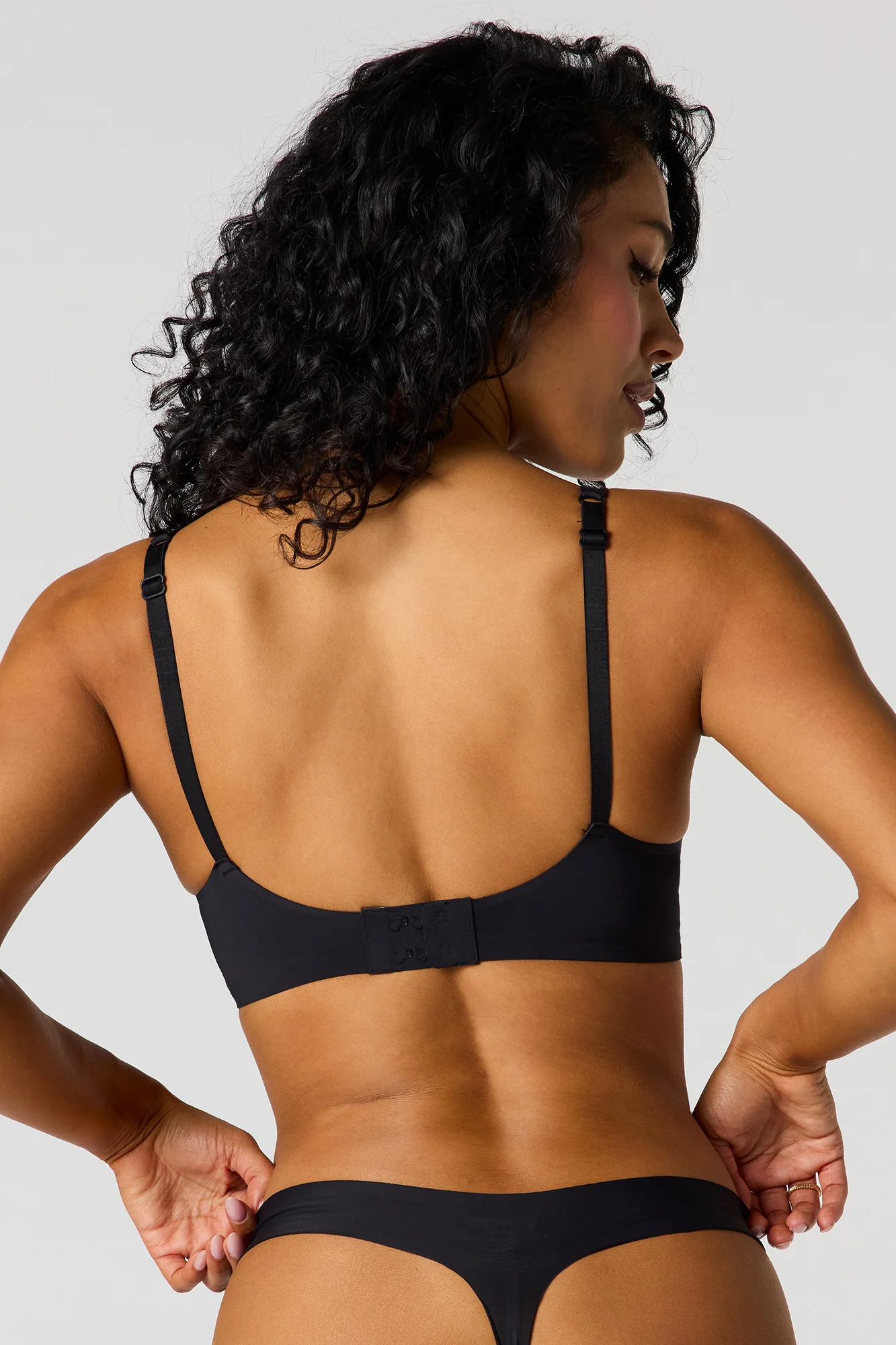 No-Show Tank Bra - Image 6