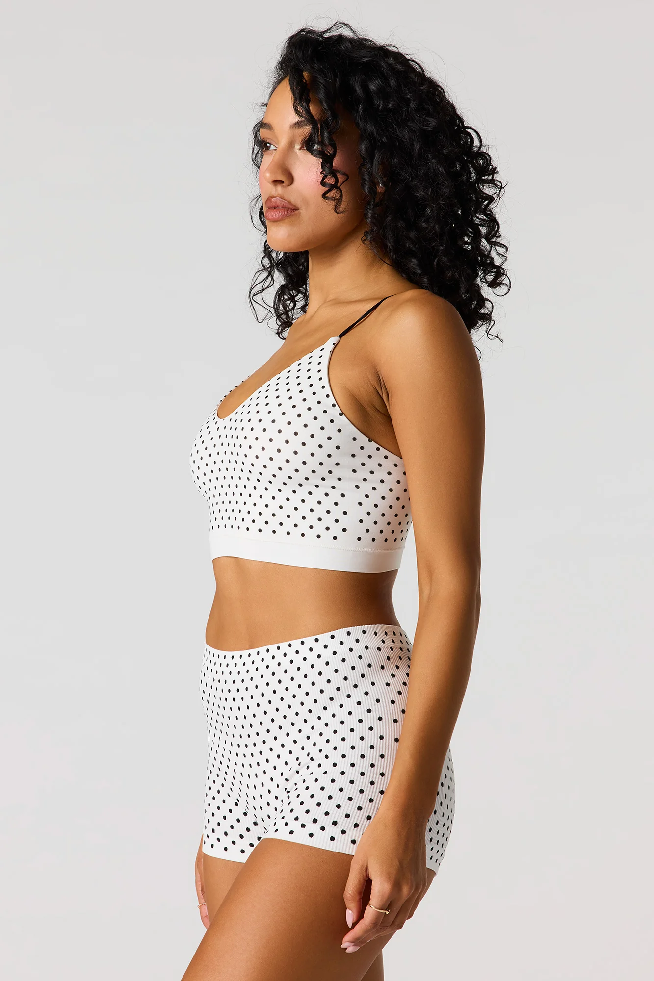 Seamless Tank - Image 12