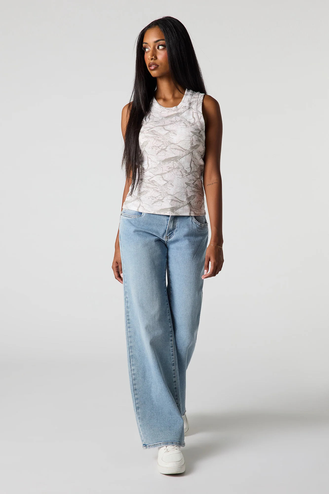 Classic Ribbed Crew Neck Tank - Image 3