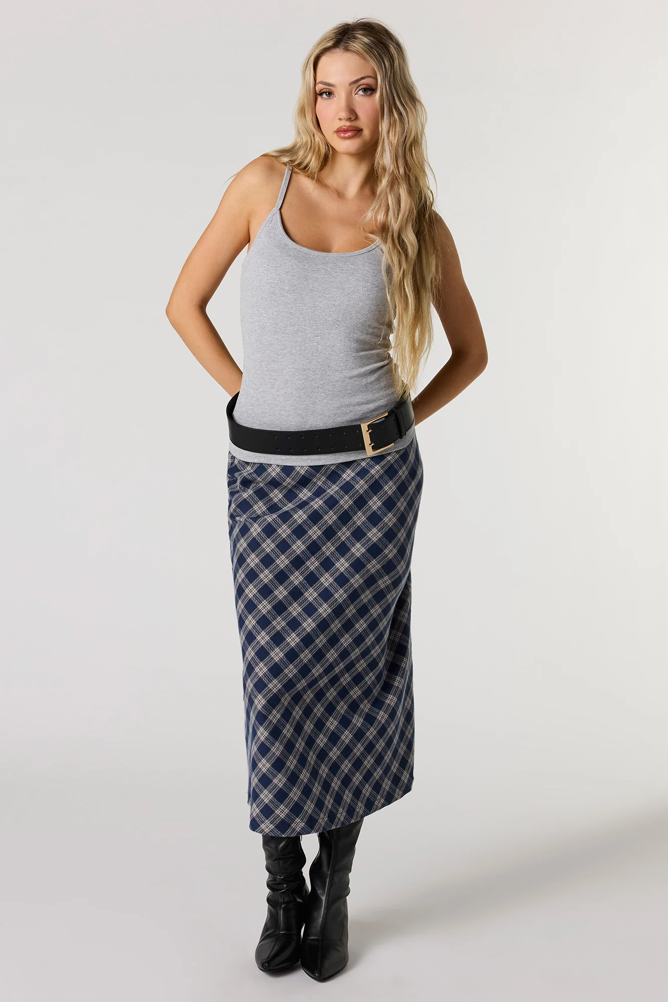 Braless Ribbed Scoop Neck Tank - Image 3