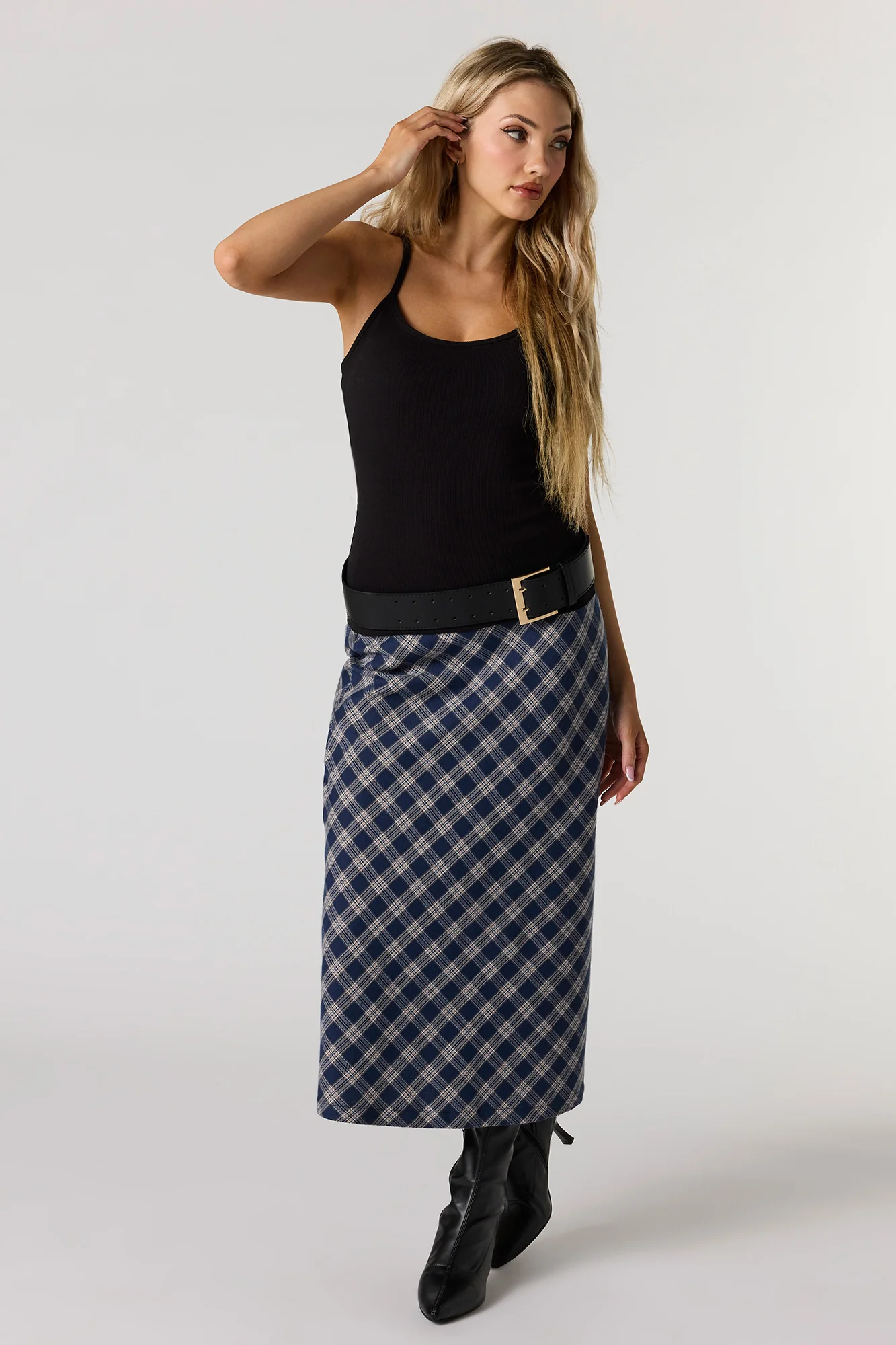 Braless Ribbed Scoop Neck Tank - Image 6