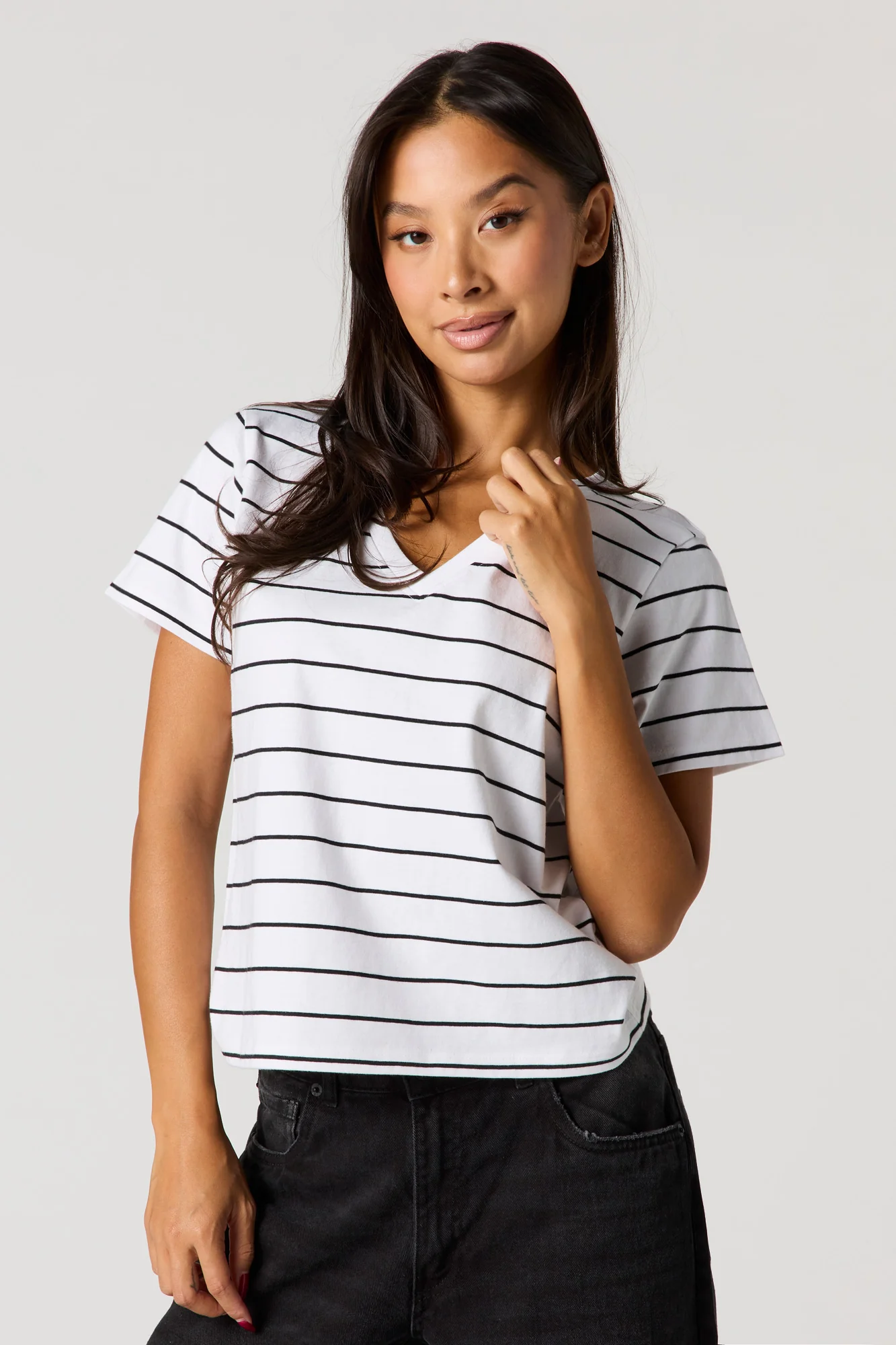 Relaxed V-Neck T-Shirt - Image 13