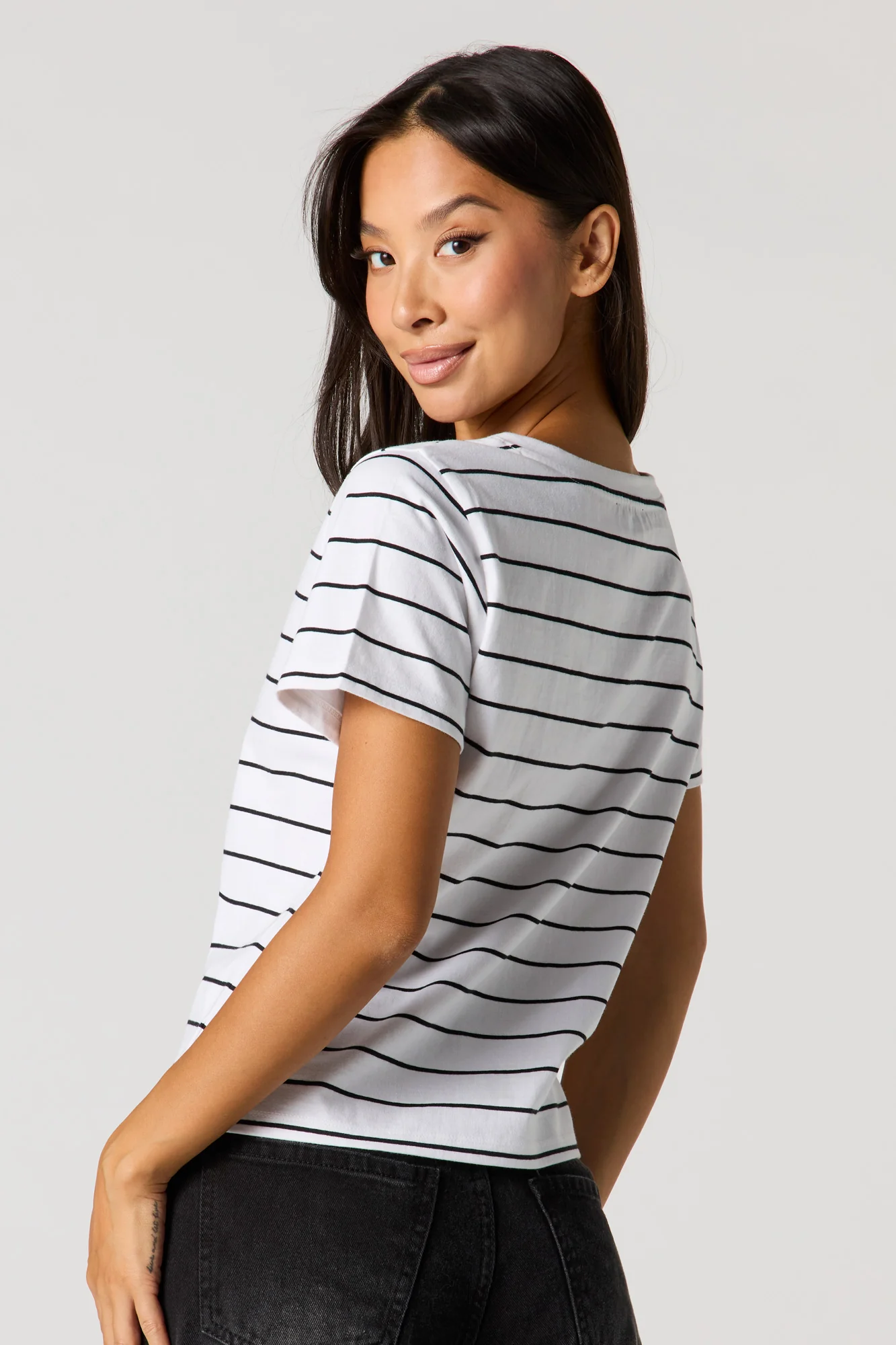 Relaxed V-Neck T-Shirt - Image 14