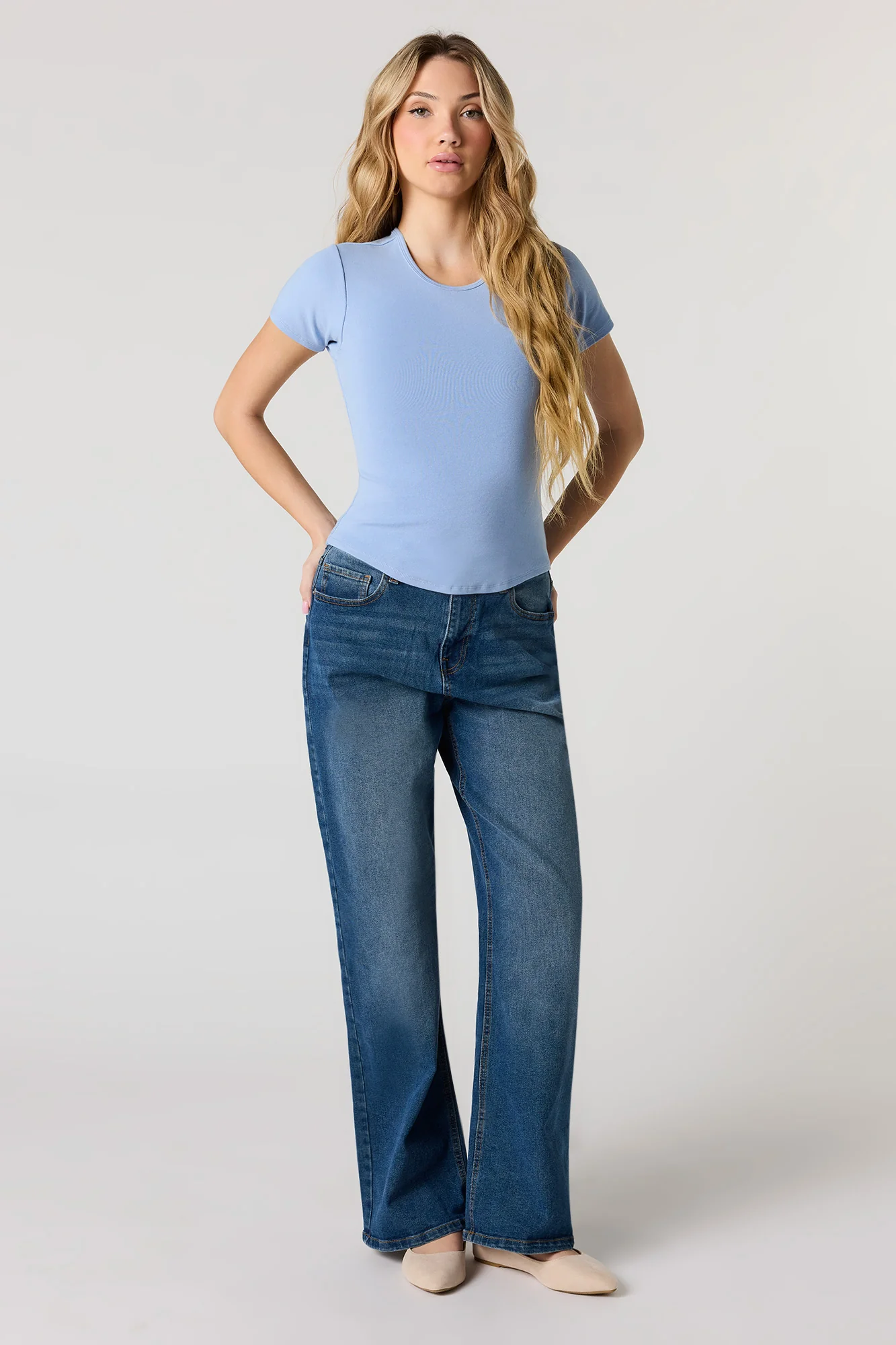 Ribbed Curved Hem T-Shirt - Image 18