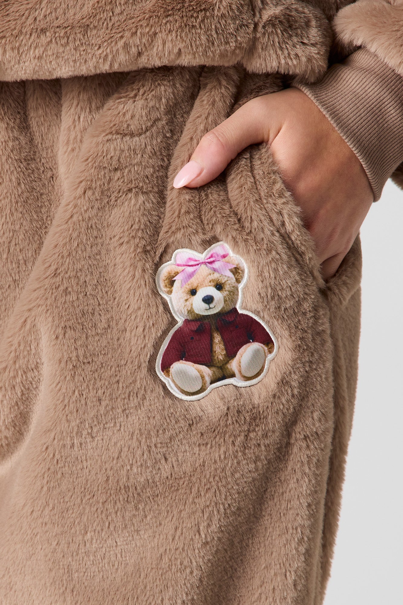 Embroidered Faux Fur Jogger - Image 4
