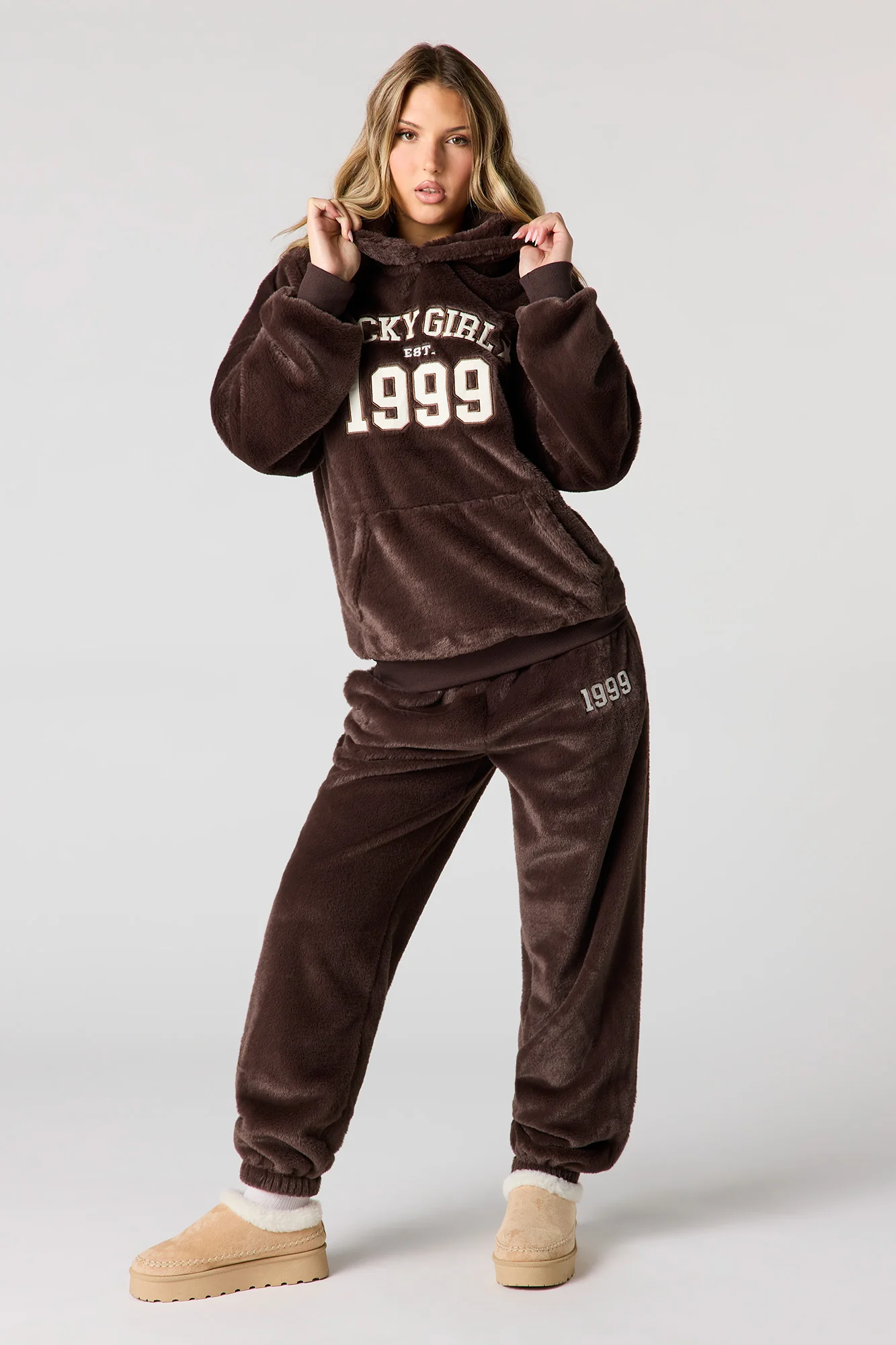 Embroidered Faux Fur Jogger - Image 9