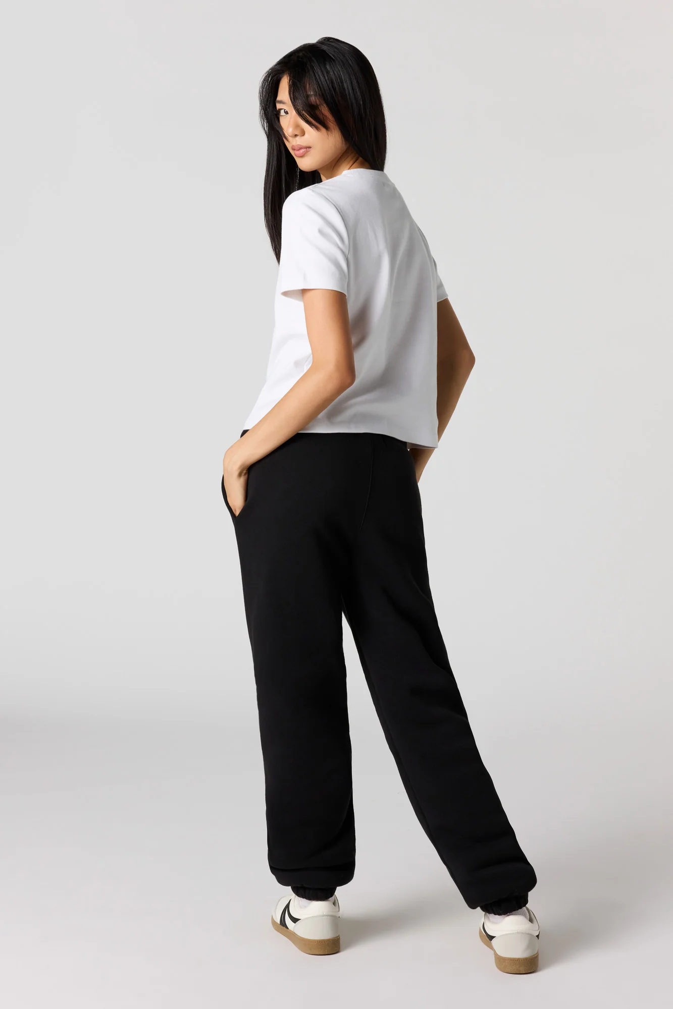 Sherpa Lined Fleece Jogger - Image 7