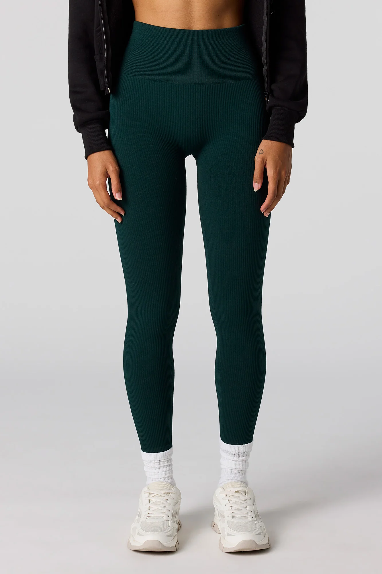 Seamless High-Rise Ribbed Legging - Image 15