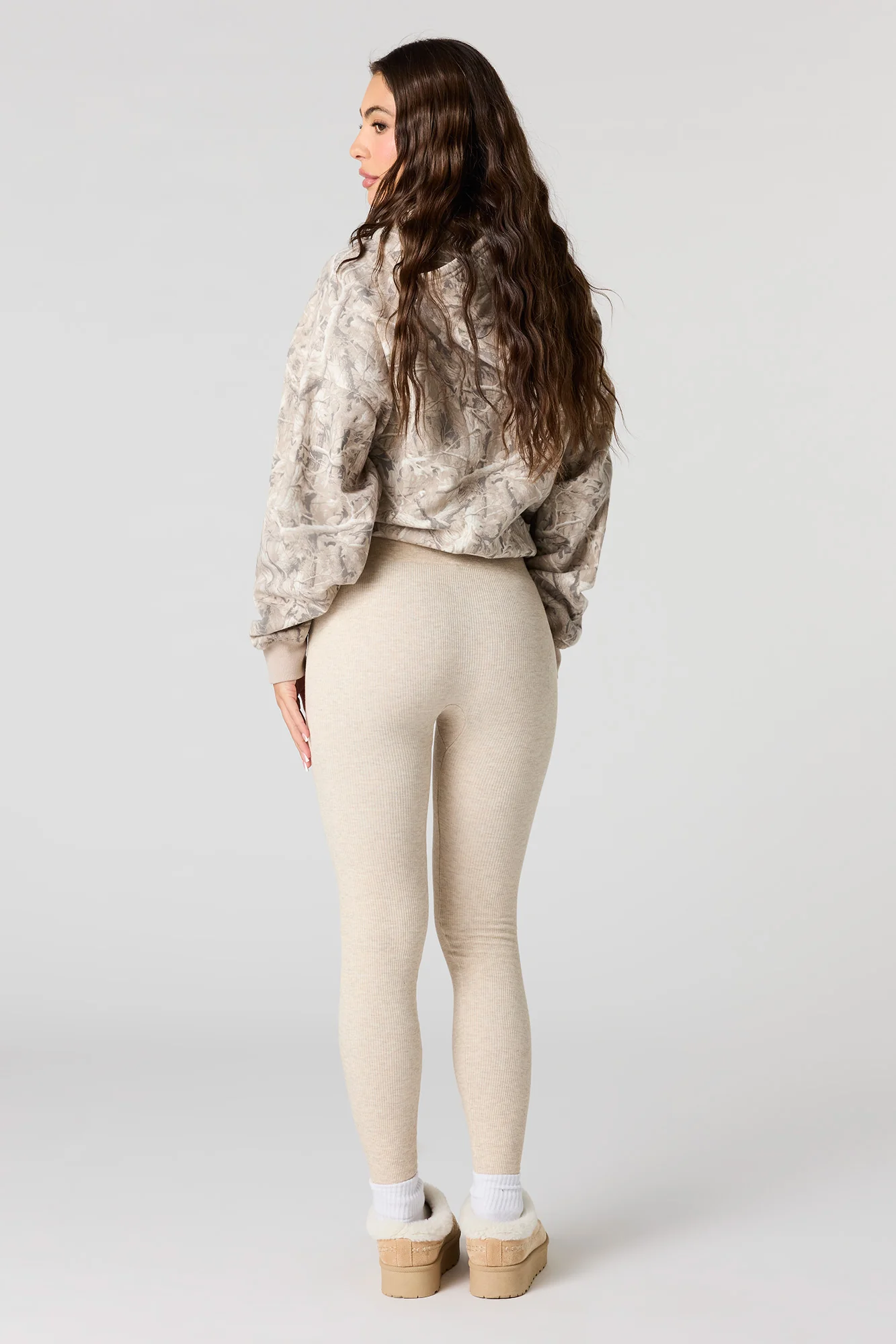 High-Rise Ribbed Seamless Legging - Image 3