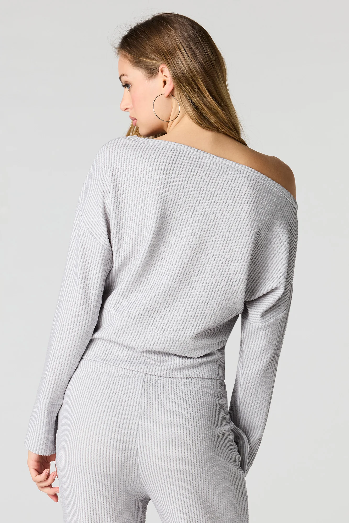 Ribbed Knit Off Shoulder Long Sleeve Top - Image 11