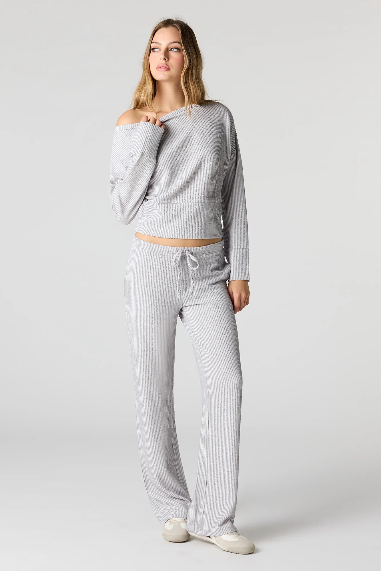 Ribbed Knit Off Shoulder Long Sleeve Top - Image 12
