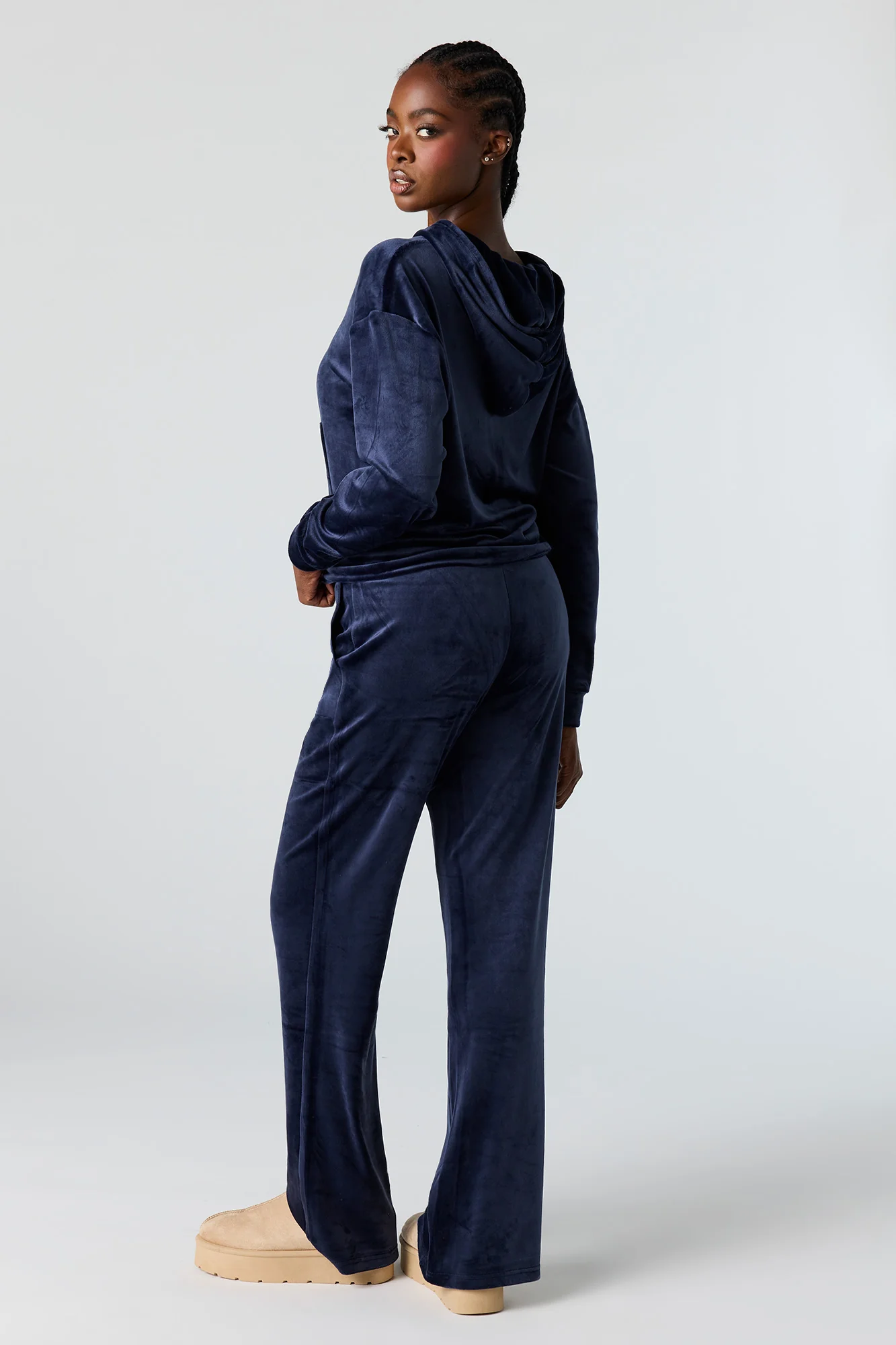 Velour Wide Leg Sweatpant - Image 10