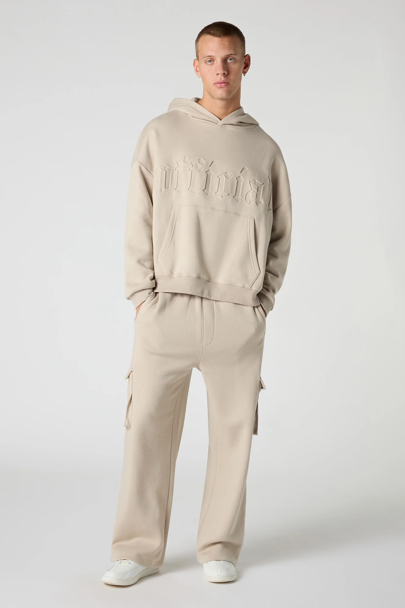 Embossed Pocket Cargo Baggy Fleece Sweatpant - Image 10