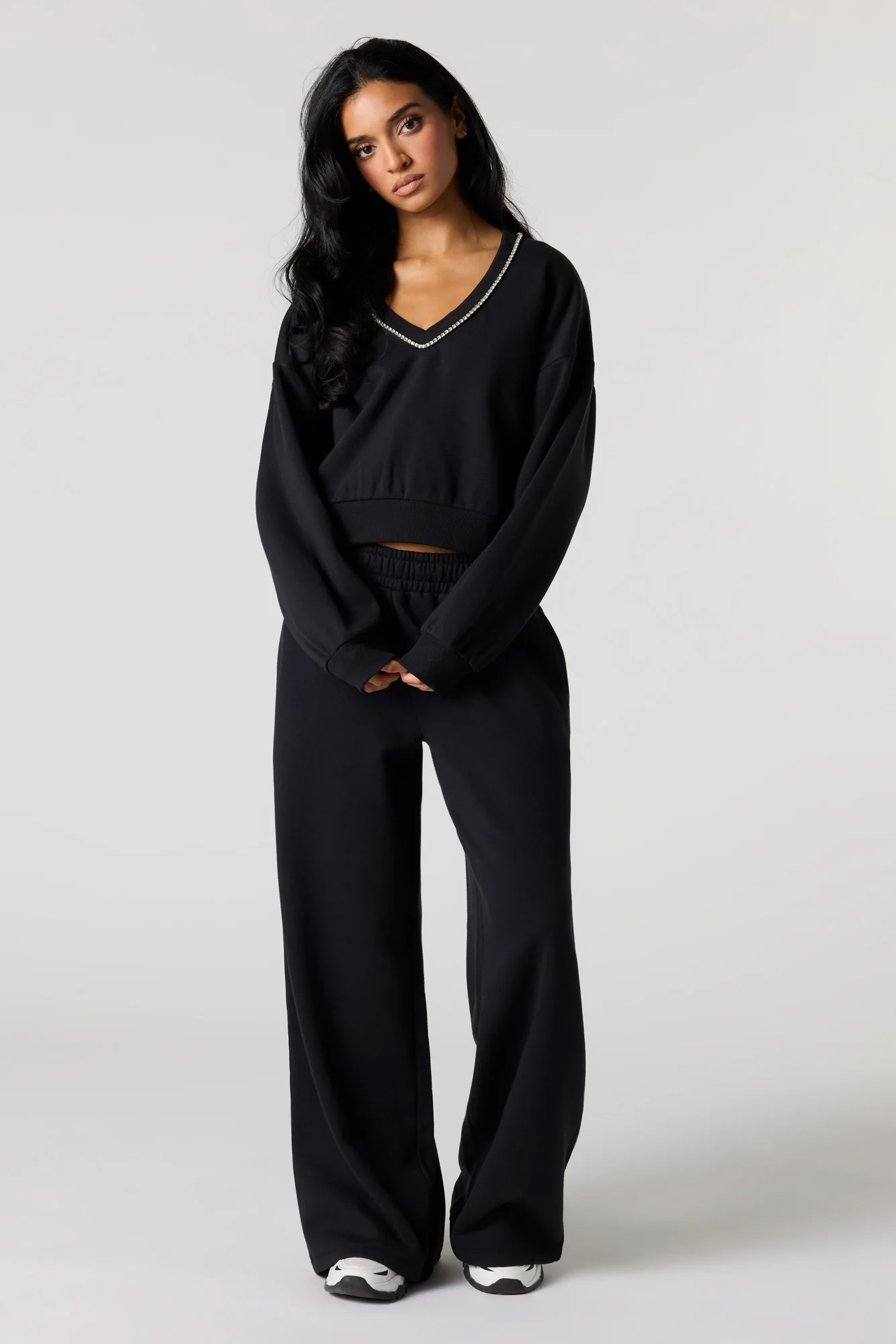 Rhinestone V-Neckline Fleece Cropped Sweatshirt - Image 3