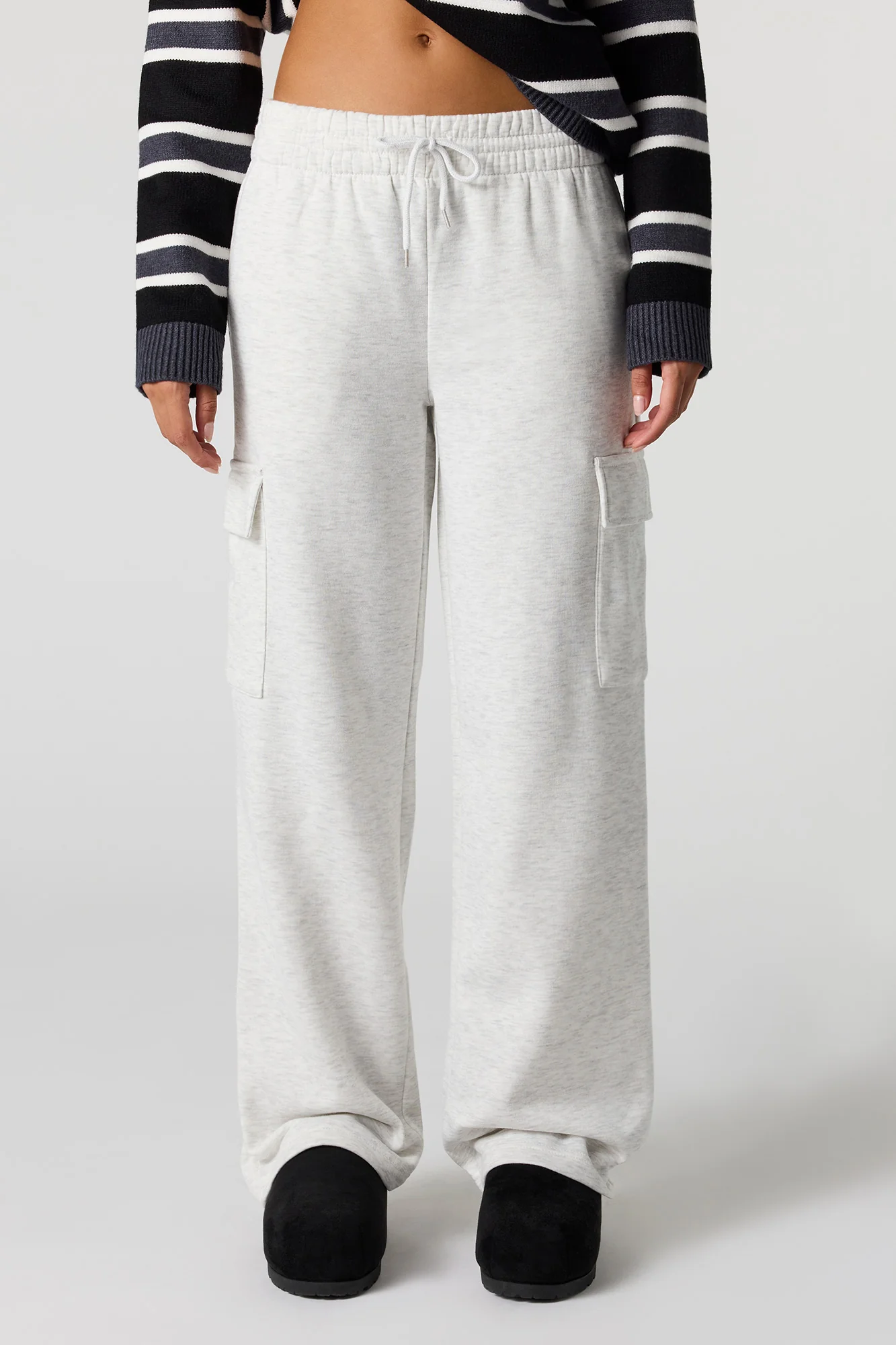 Fleece Wide Leg Cargo Sweatpant - Image 2